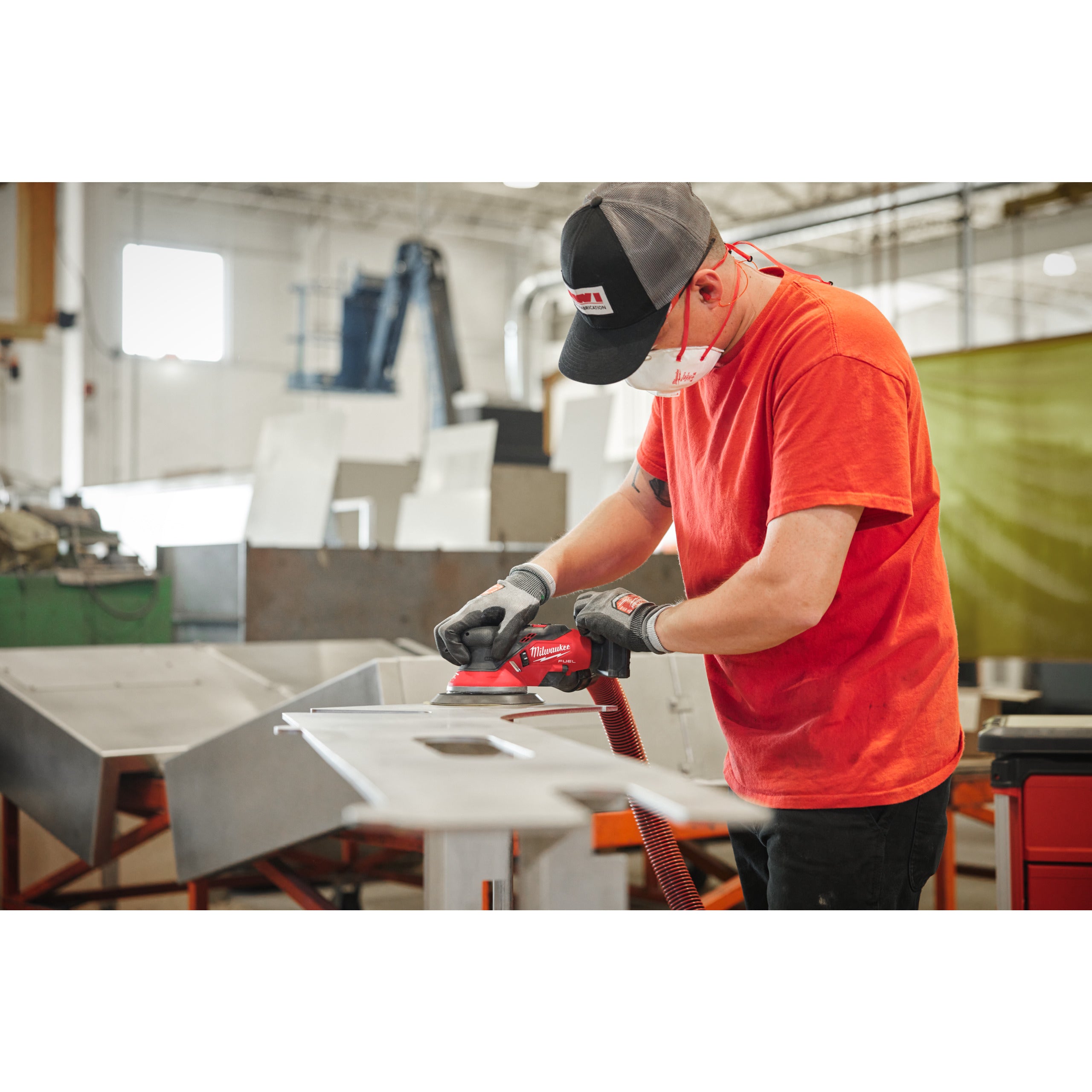 Șlefuitor orbital Milwaukee M12 FROS5-502X FUEL™ 150 mm cu orbită de 5.0 mm, cod 4933493651