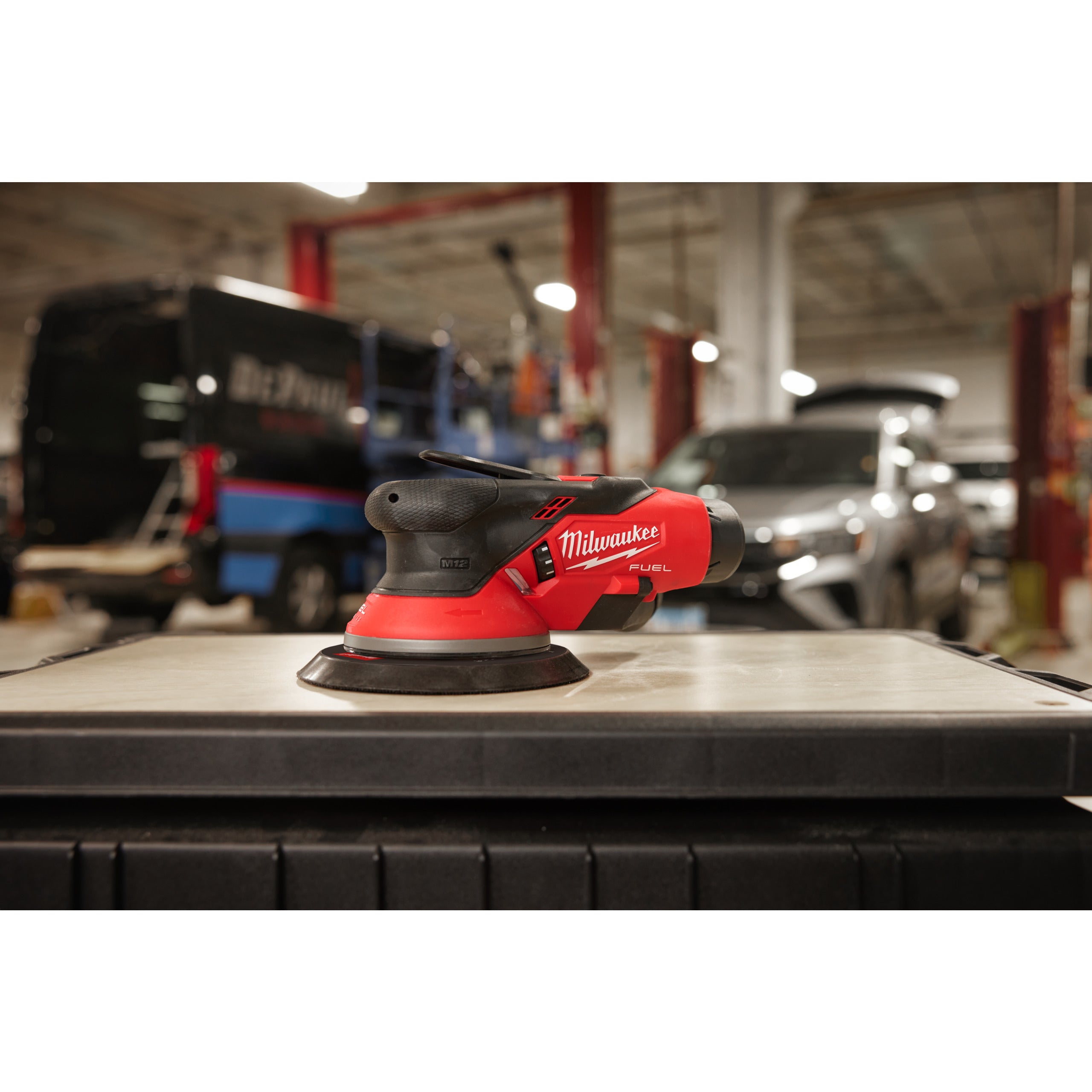Șlefuitor orbital Milwaukee M12 FROS5-502X FUEL™ 150 mm cu orbită de 5.0 mm, cod 4933493651