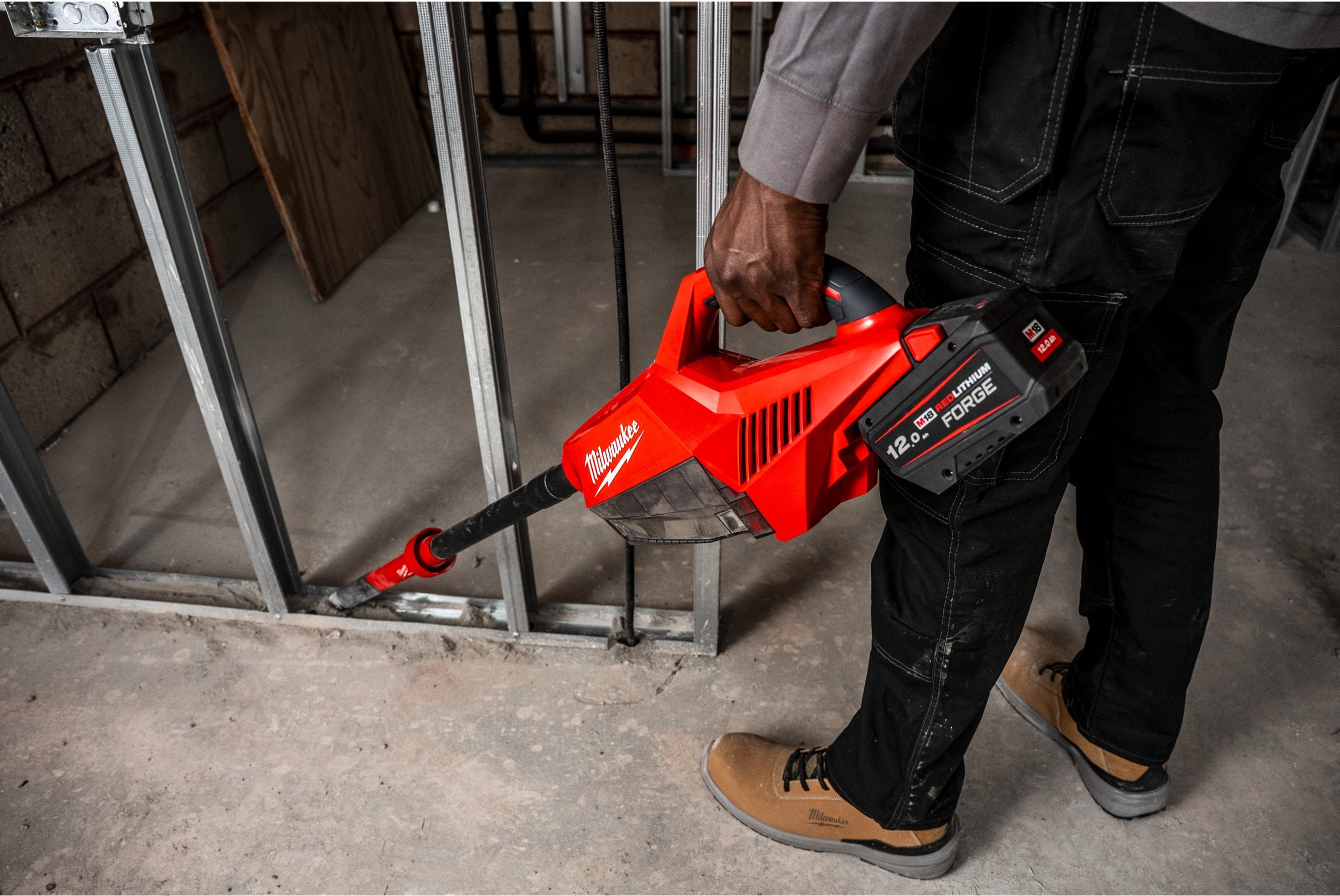 Aspirator compact M18™ fără perii Milwaukee M18 BLCV2-0