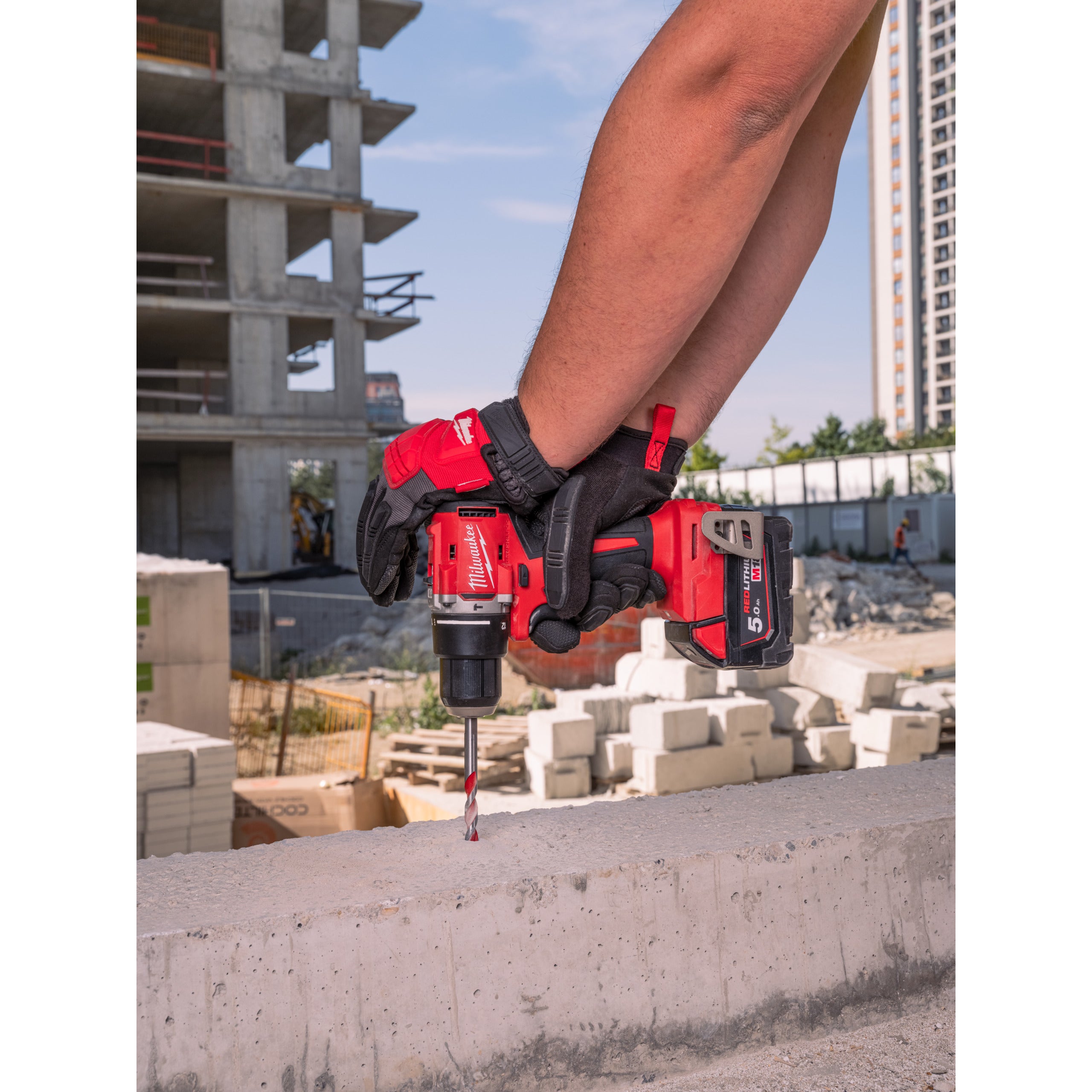 Mașină de găurit compactă, cu percuție și motor fără perii Milwaukee M18 BLPDRC-0, cod 4933492820