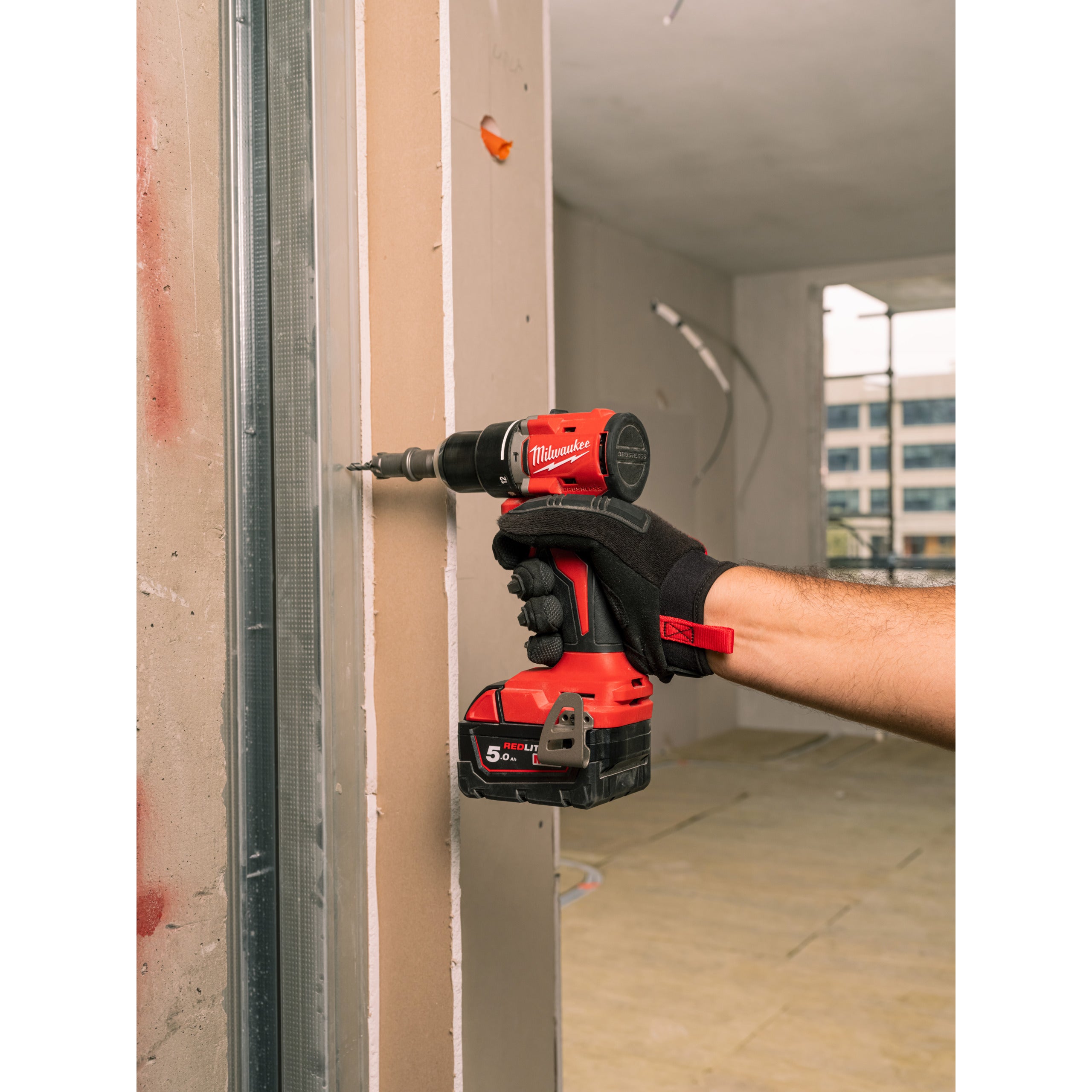Mașină de găurit compactă, cu percuție și motor fără perii Milwaukee M18 BLPDRC-0, cod 4933492820