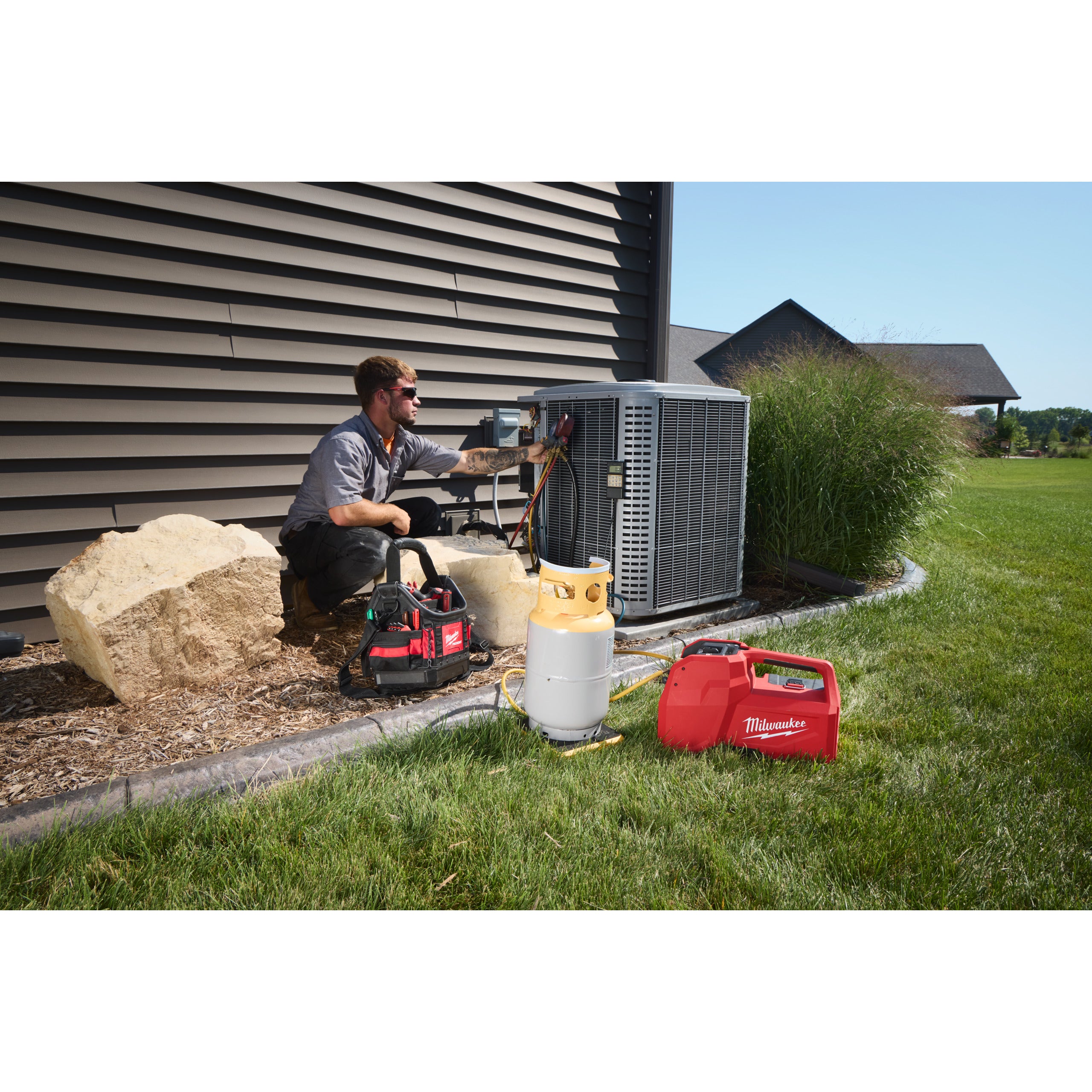 Pompă de recuperare Milwaukee M18 BLRP-121, fără perii, cod 4933498173