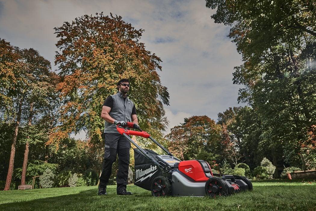 Leaf Fierăstrău circular Milwaukee M18 FCS552-0X pentru lemn și plastic, 55
