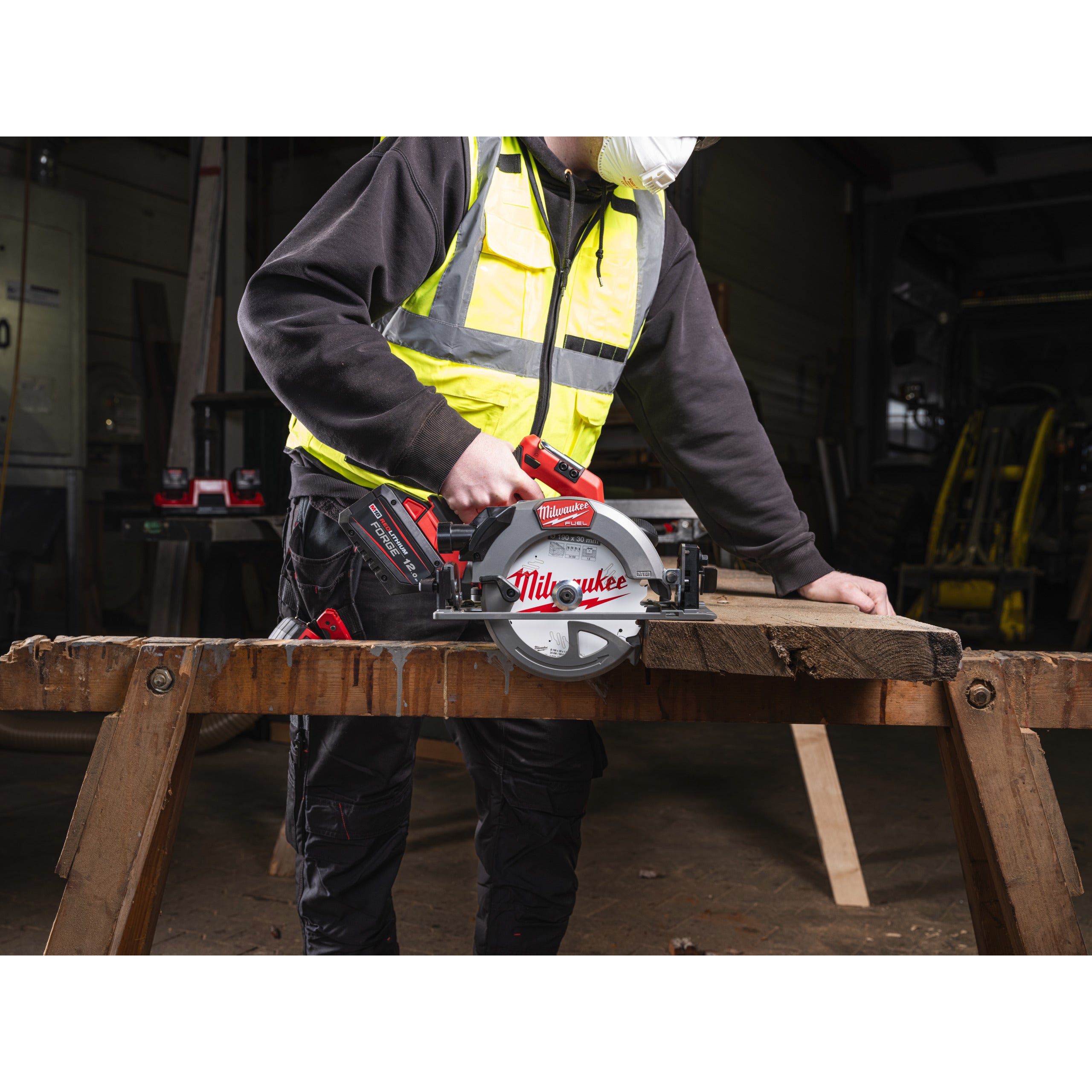 Fierăstrău circular Milwaukee M18 FCS66GR3-121C FUEL™ compatibil cu șina de ghidare, cod 4933493492