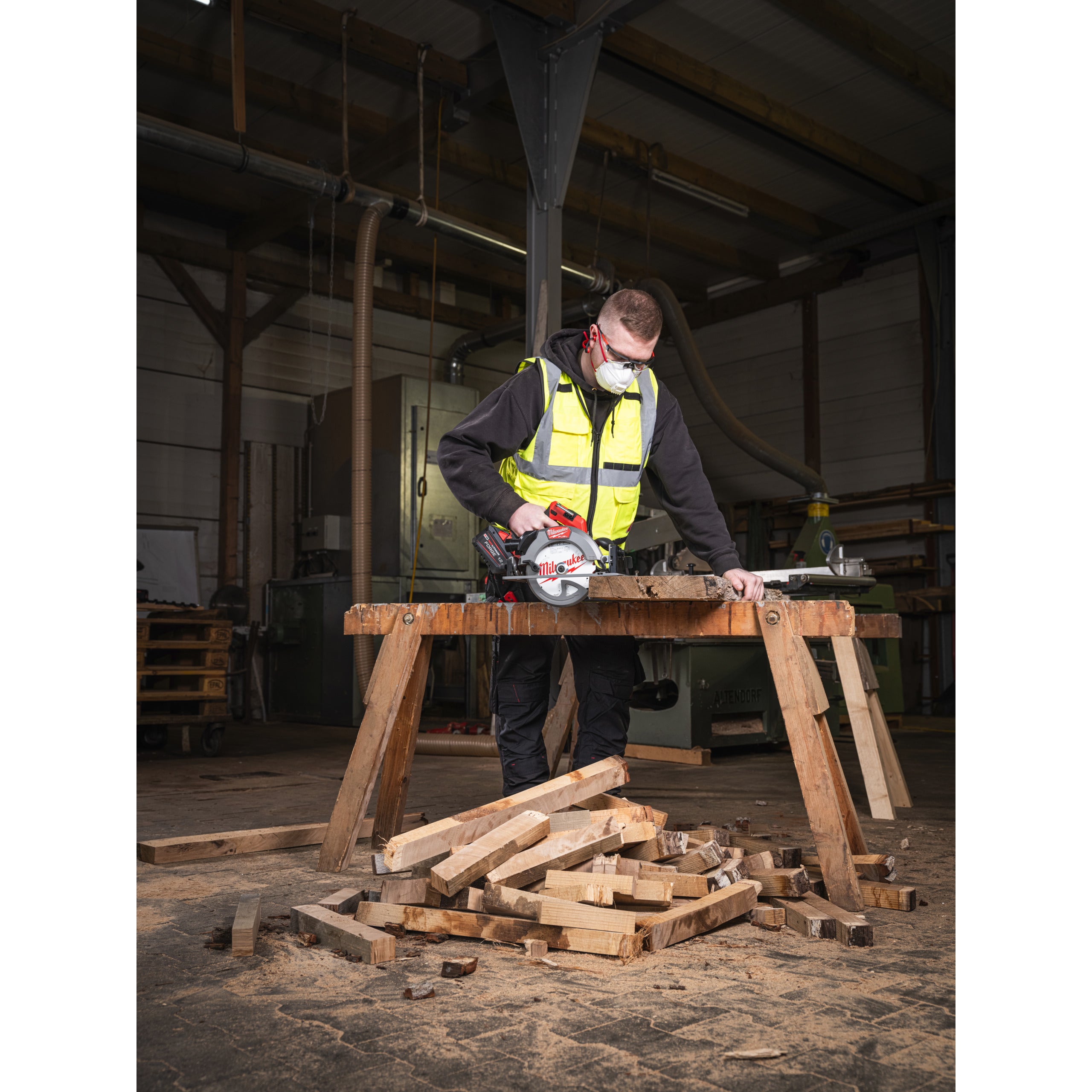 Fierăstrău circular Milwaukee M18 FCS66GR3-121C FUEL™ compatibil cu șina de ghidare, cod 4933493492