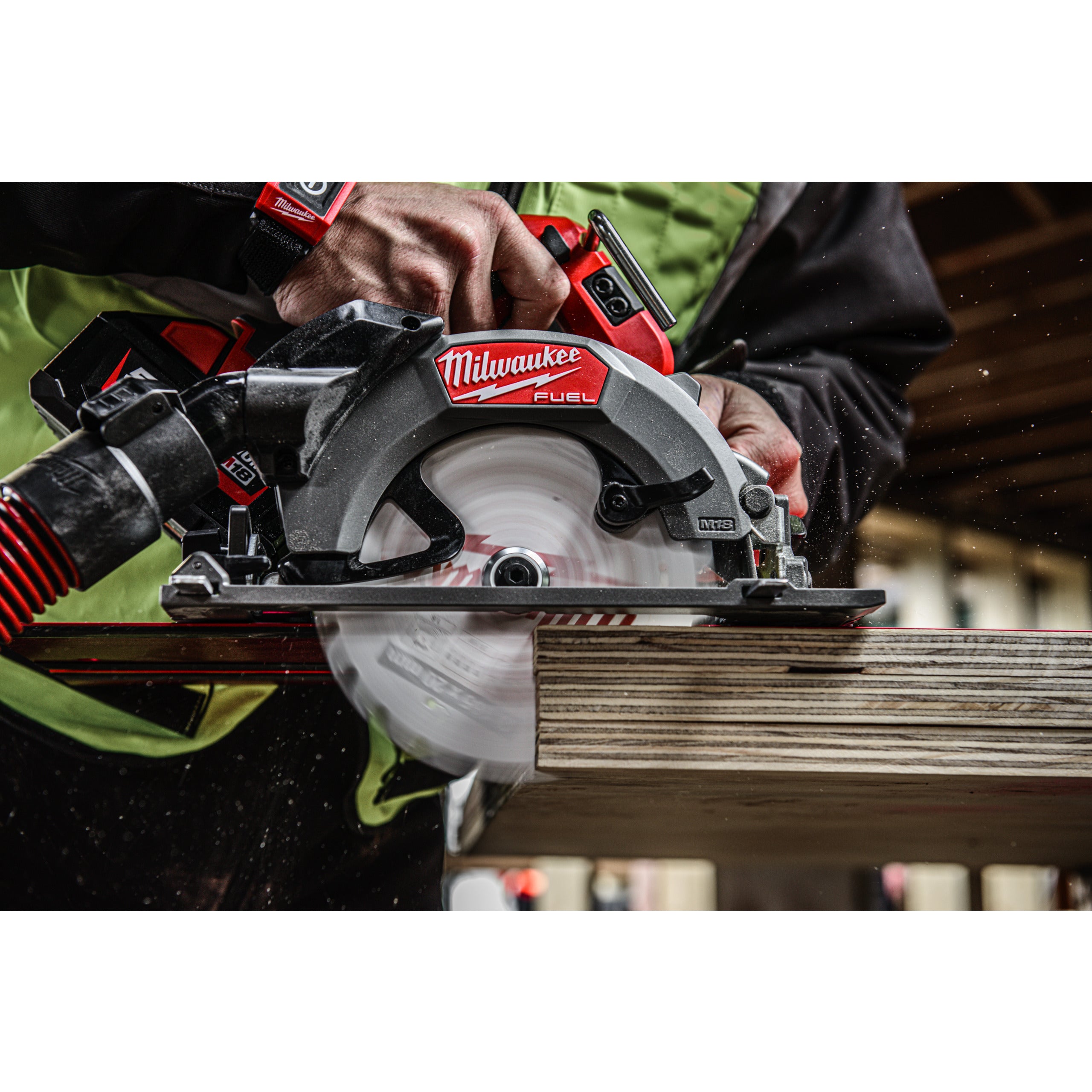 Fierăstrău circular Milwaukee M18 FCSDC165-0 FUEL™ 165 mm, cod 4933500002