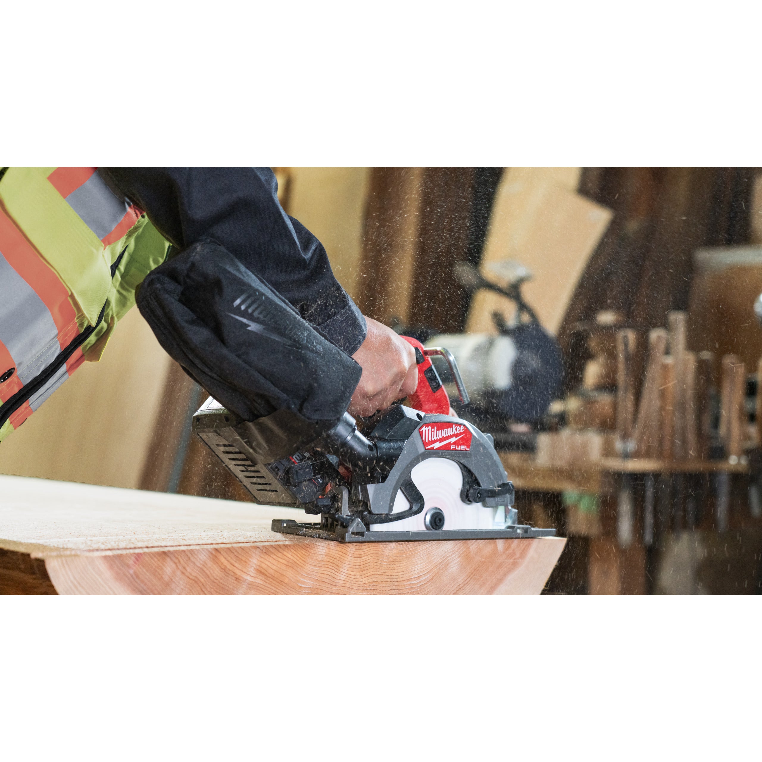 Fierăstrău circular Milwaukee M18 FCSDC165-0 FUEL™ 165 mm, cod 4933500002