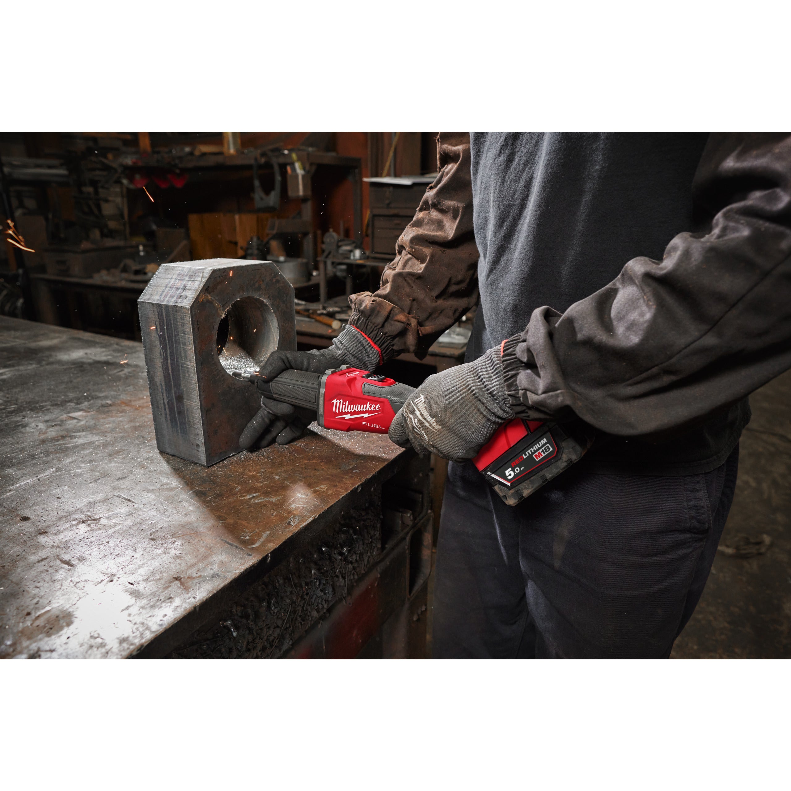 Polizor drept Milwaukee M18 FDGRB-0X FUEL™ cu comutator glisant, cod 4933480953