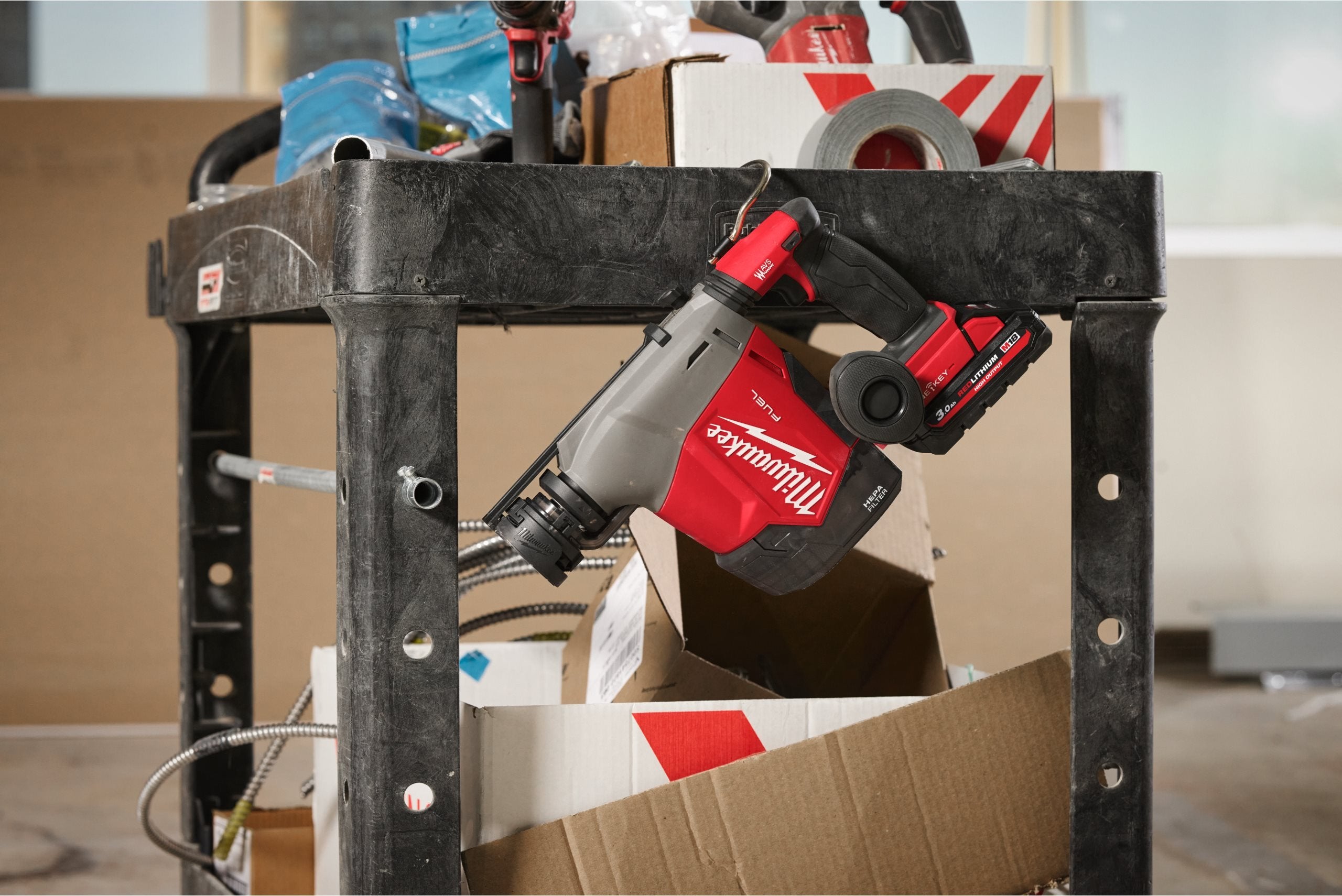 Ciocan rotopercutor Milwaukee M18 FHAFOH16-0, 16 MM SDS-PLUS, FUEL™, extractor de praf integrat, cod 4933493531