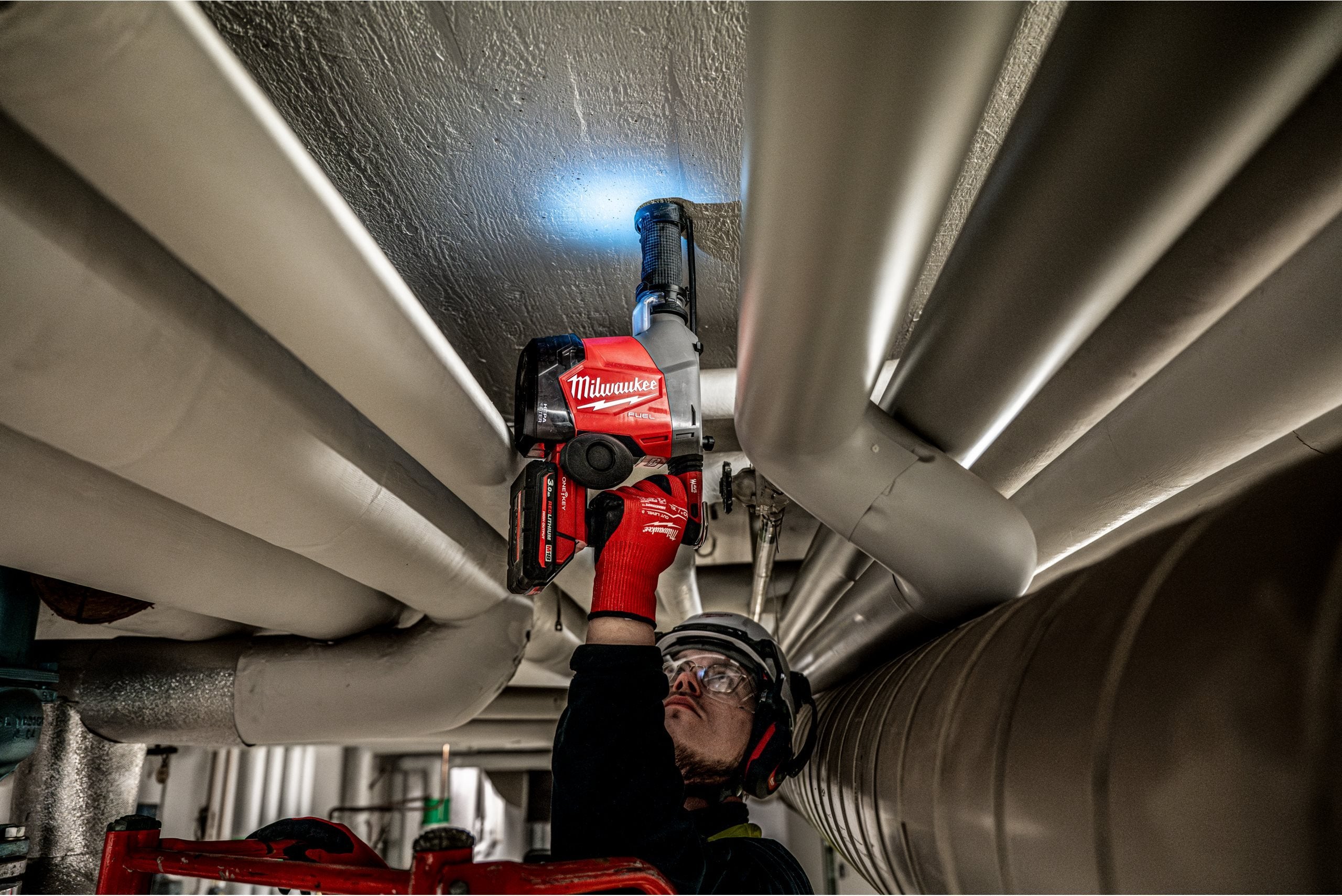 Ciocan rotopercutor Milwaukee M18 FHAFOH16-0, 16 MM SDS-PLUS, FUEL™, extractor de praf integrat, cod 4933493531