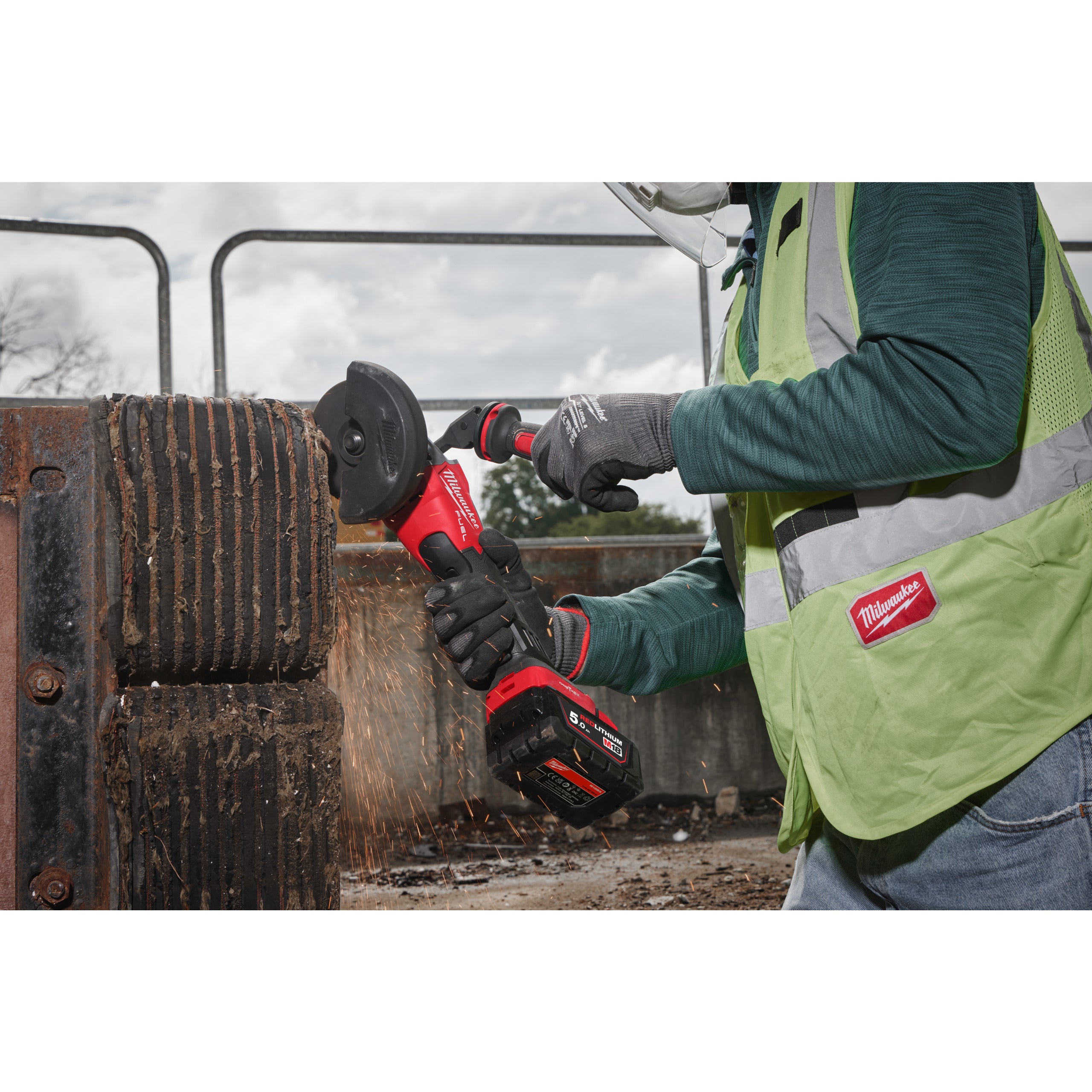 Polizor unghiular 125 mm cu viteză variabilă Milwaukee M18 FSAGSVO125X-0X FUEL™ONE-KEY™, cod 4933493552