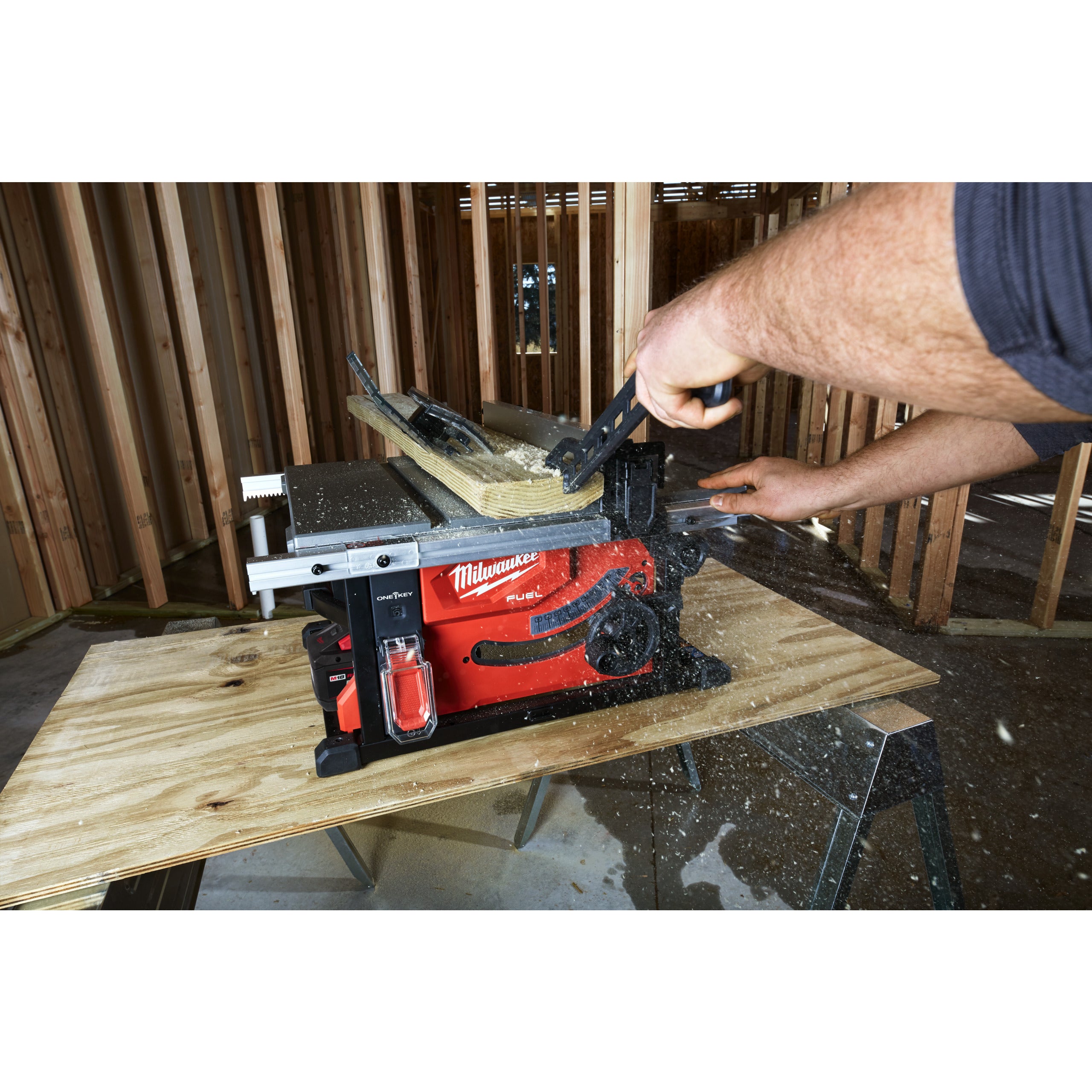 Fierăstrău cu masă Milwaukee M18 FTS210-121B FUEL™ ONE-KEY™, cod 4933499179