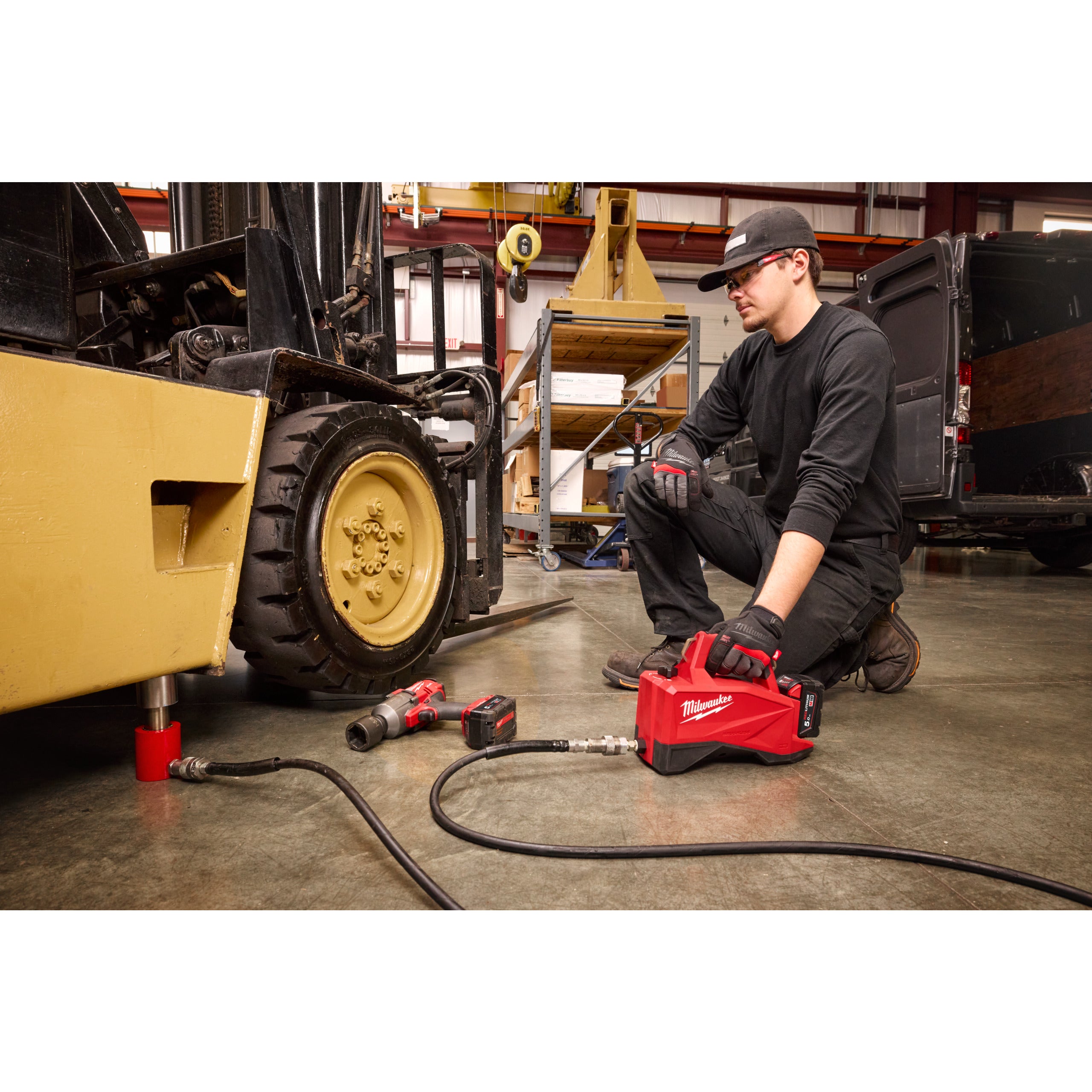 Mini-pompă hidraulică Milwaukee M18 HMP700-0 700 bari, cod 4933493928