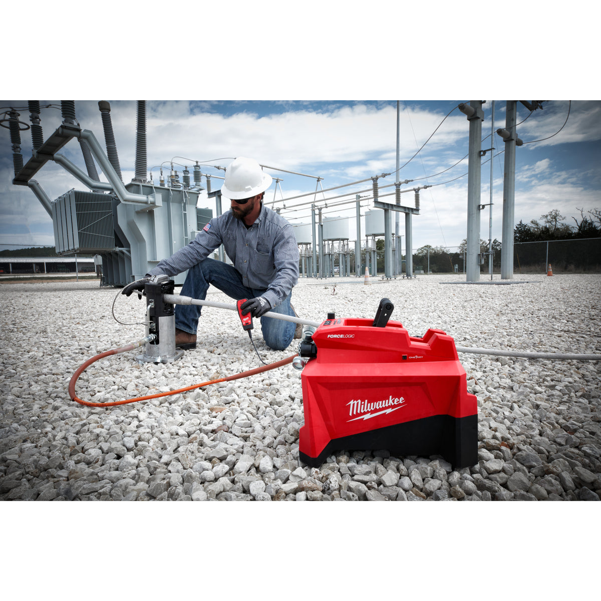 Pompă hidraulică utilitară Milwaukee M18 HUP700-121, cod 4933499335