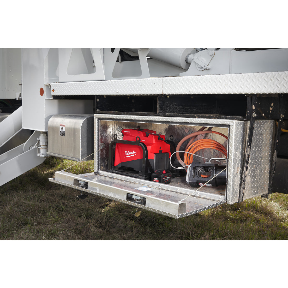 Pompă hidraulică utilitară Milwaukee M18 HUP700-121, cod 4933499335