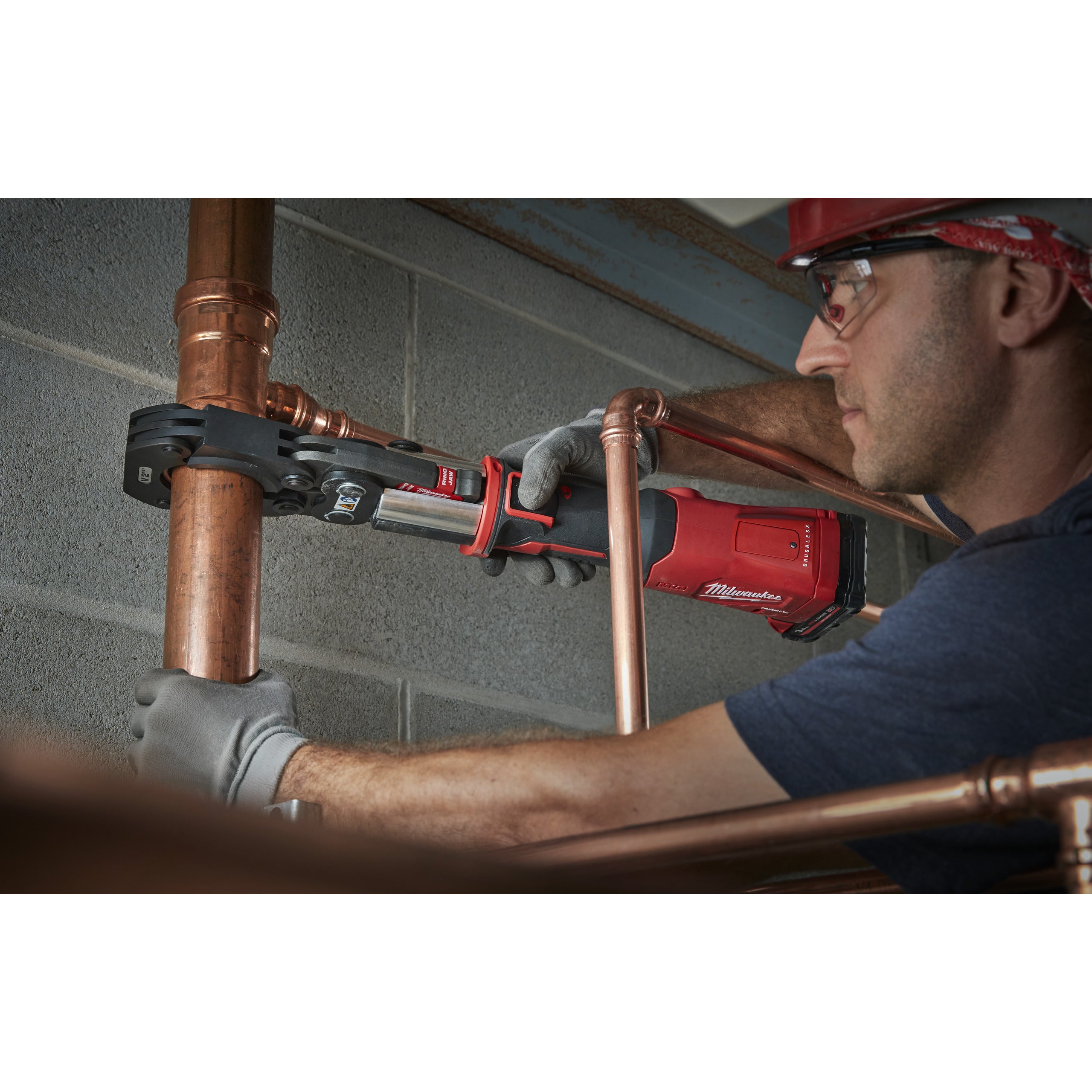 Presă hidraulică Milwaukee M18 ONEBLHPT-302C Geberit Mapress Set FORCE LOGIC™ ONE-KEY™ compactă cu motor fără perii, cod 4933480904