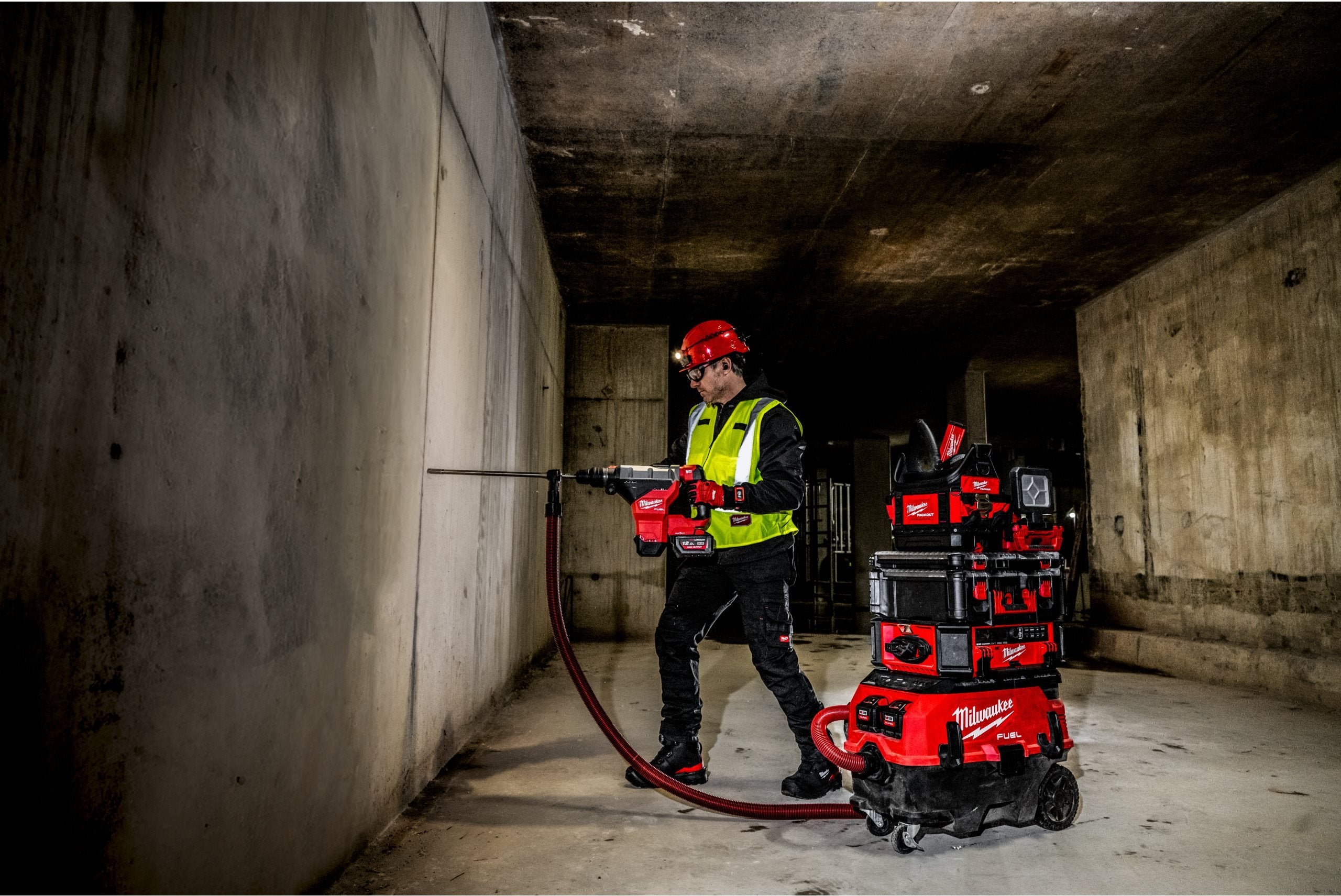 Aspirator Milwaukee M18 ONEF2VC34M-0, clasa M, FUEL™ AC/DC cu VACLINK™, cod 4933498142