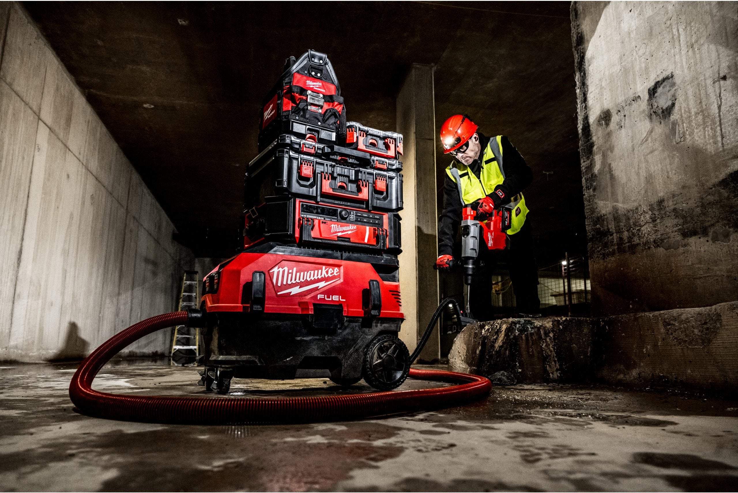 Aspirator Milwaukee M18 ONEF2VC34M-0, clasa M, FUEL™ AC/DC cu VACLINK™, cod 4933498142