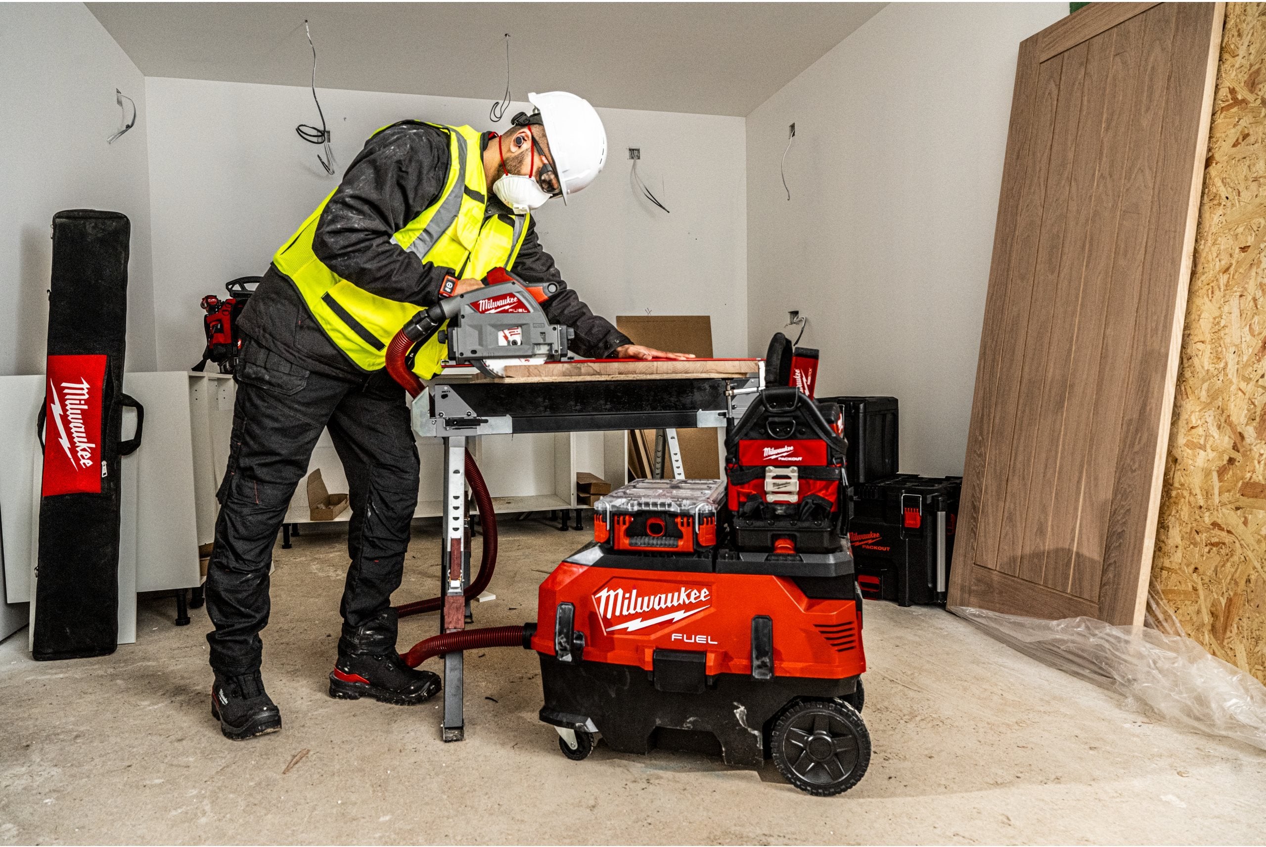 Aspirator Milwaukee M18 ONEF2VC34M-0, clasa M, FUEL™ AC/DC cu VACLINK™, cod 4933498142