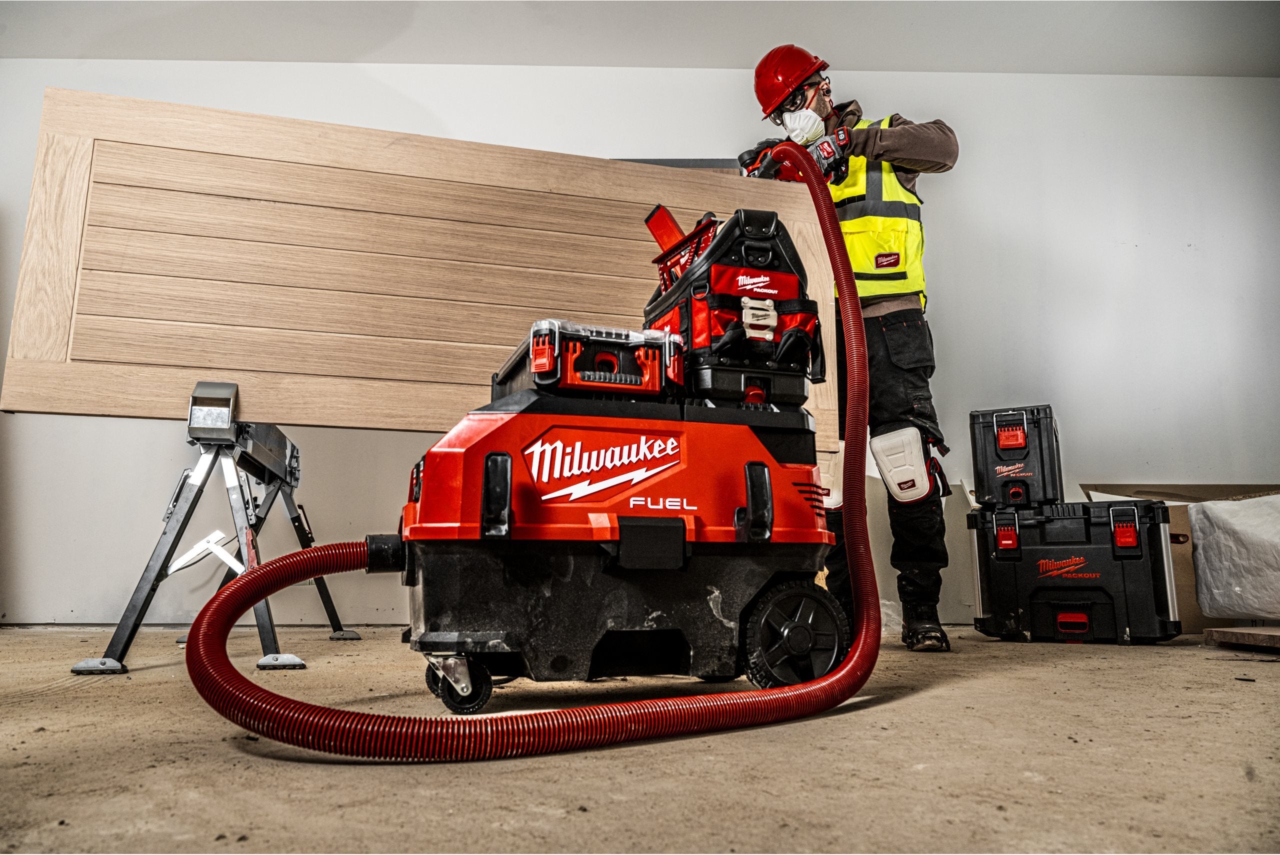 Aspirator Milwaukee M18 ONEF2VC34M-0, clasa M, FUEL™ AC/DC cu VACLINK™, cod 4933498142
