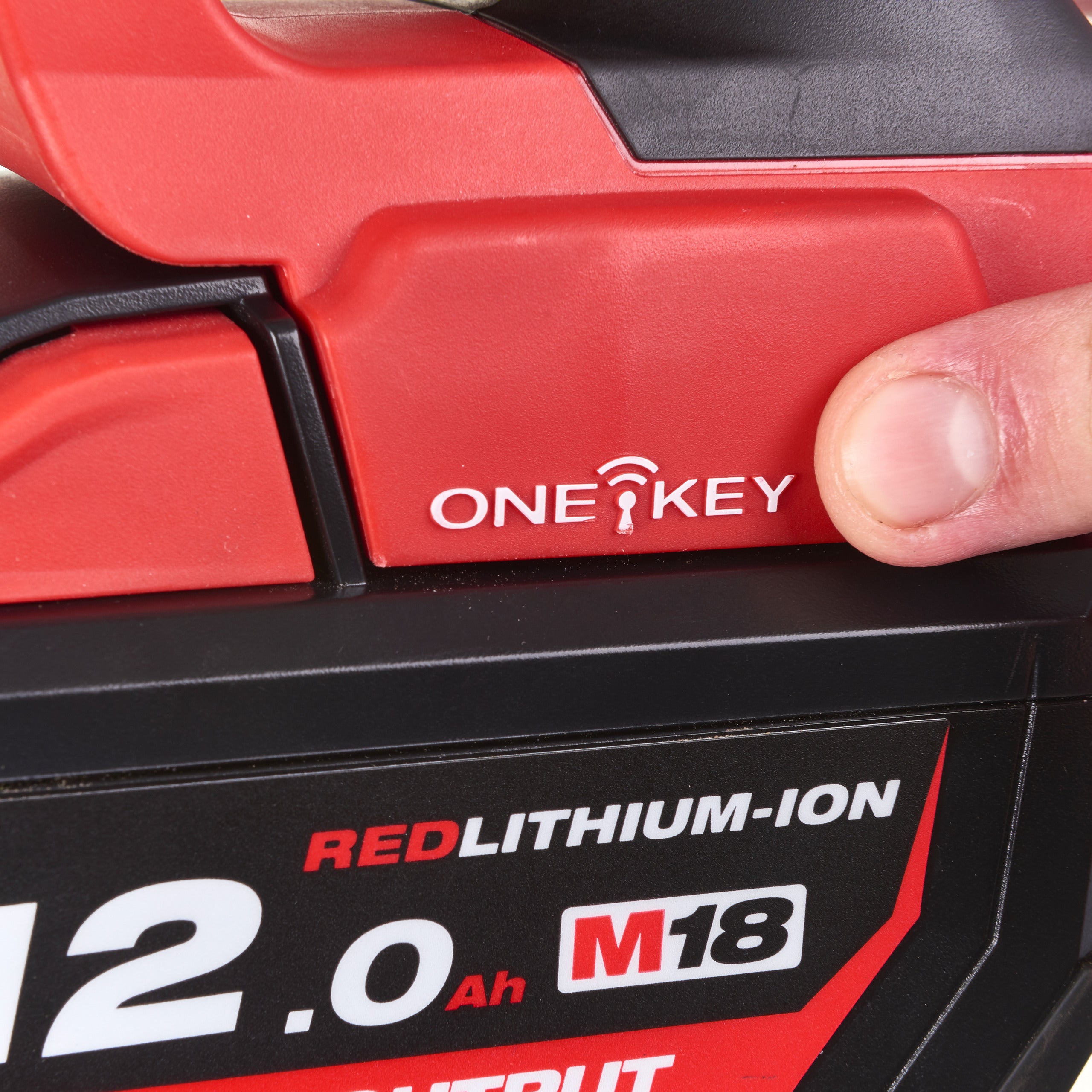 Cheie de impact 1″ ONE-KEY™ Milwaukee M18 ONEFHIWF1-0 FUEL™, cuplu ridicat și inel de fixare, cod 4933499162