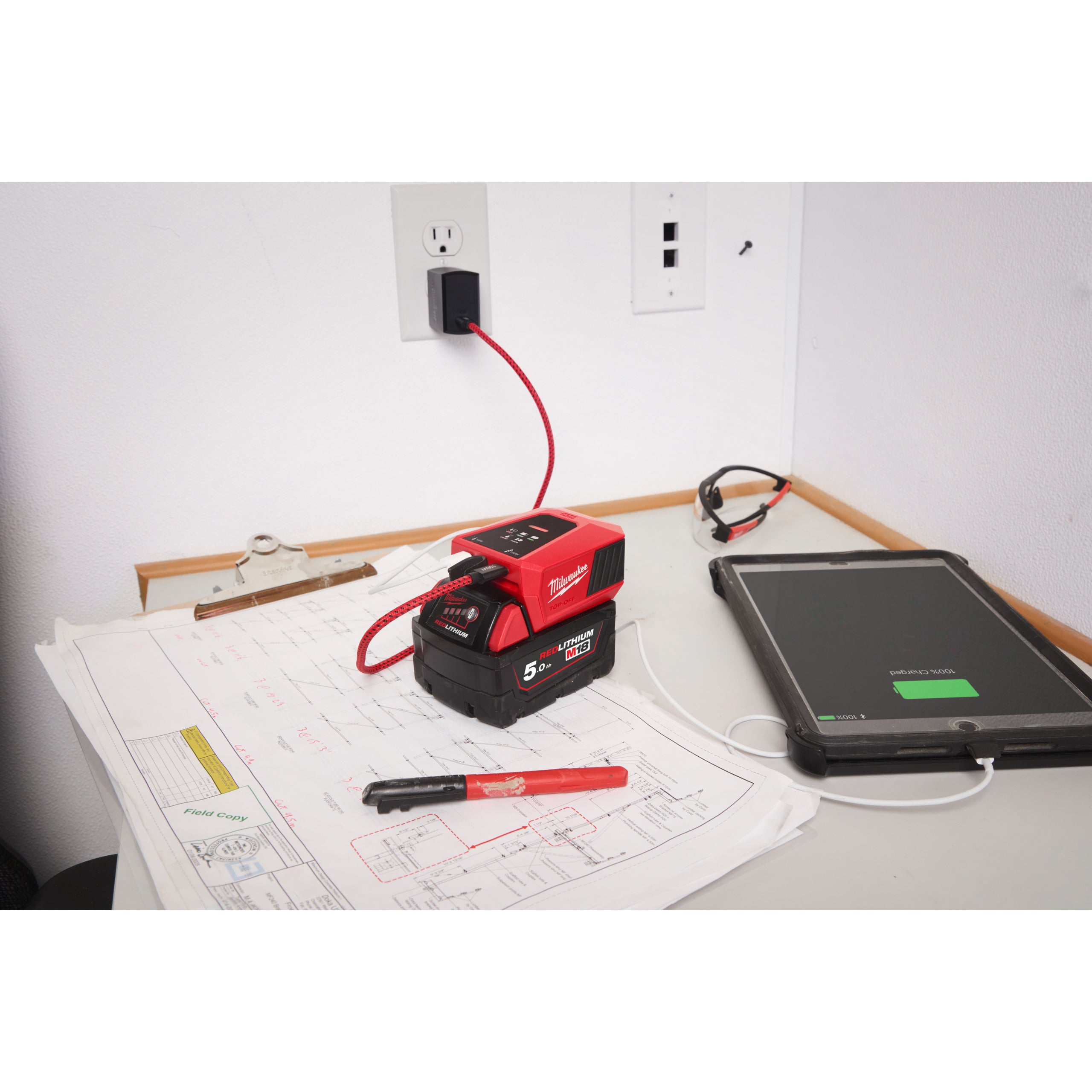 Încărcător Mini încărcător Milwaukee M18 TC TOP-OFF, cod 4932499165