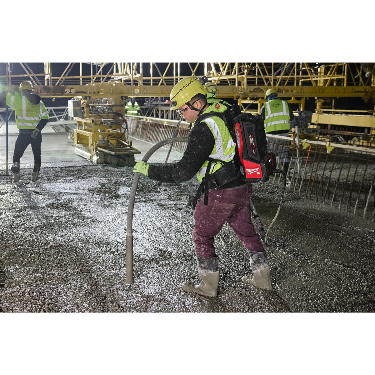 Vibrator de beton Milwaukee MXF CVHF-802 de înaltă frecvență, cod 4933498133
