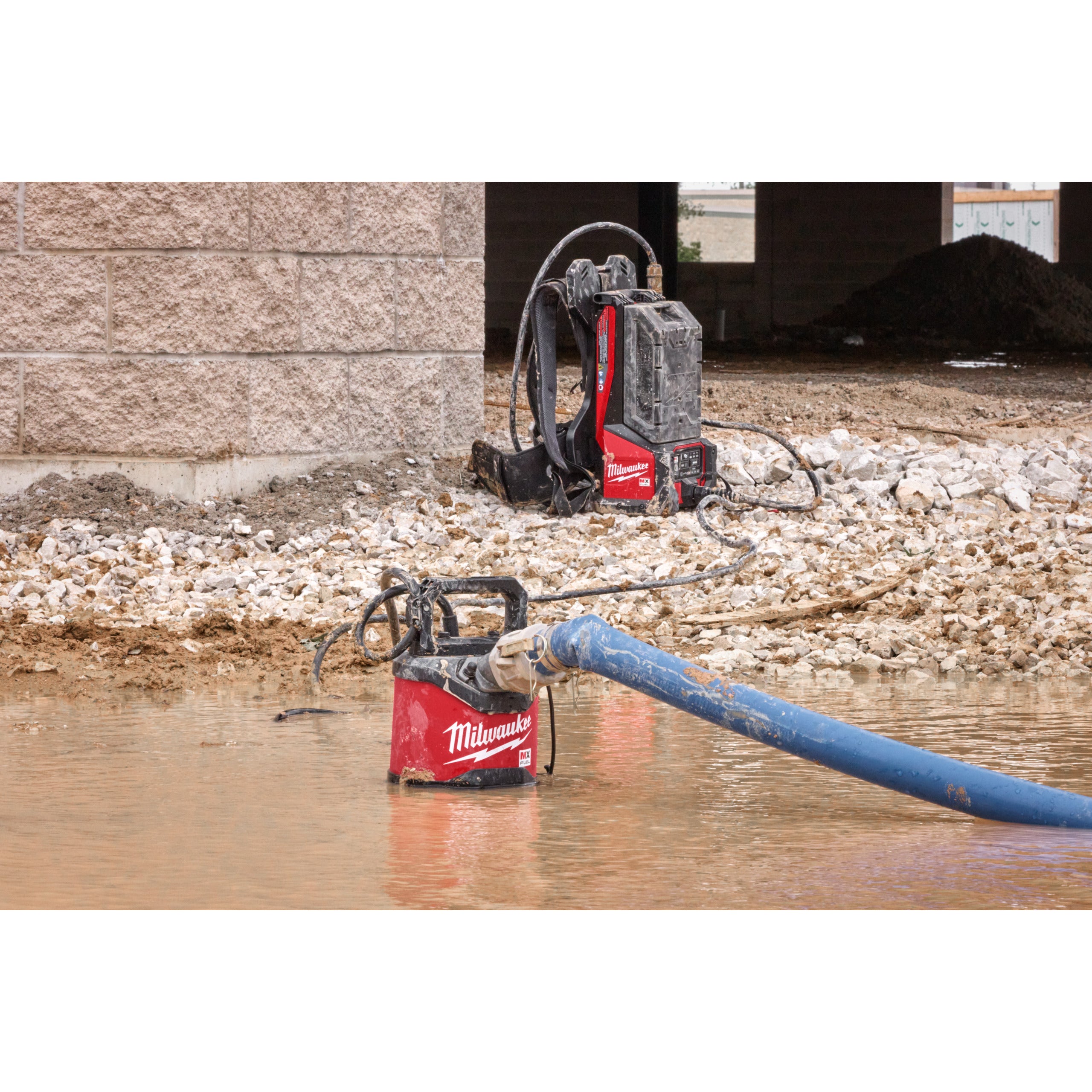 Pompă submersibilă Milwaukee MXF SMP2-802, cod 4933498163