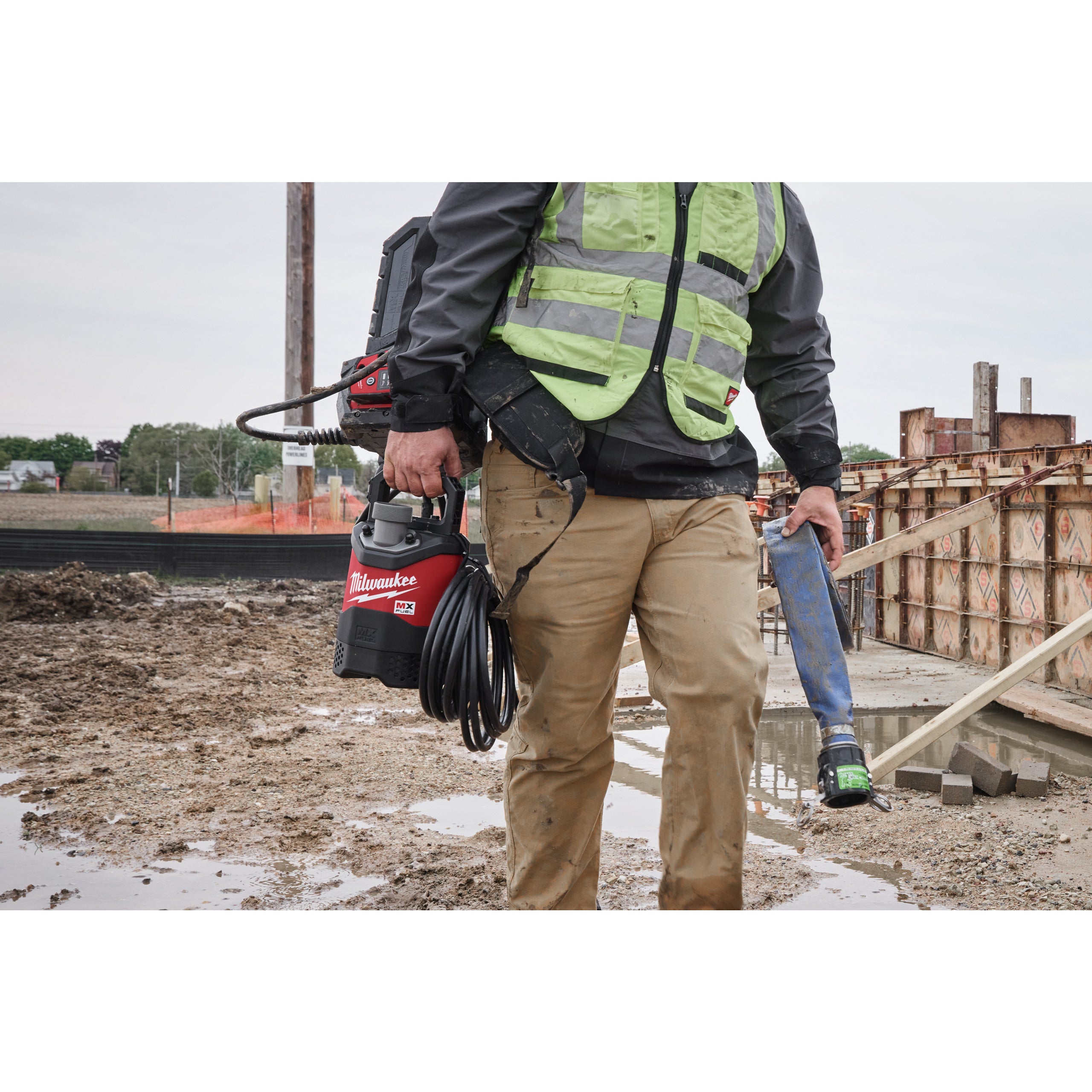 Pompă submersibilă Milwaukee MXF SMP2-802, cod 4933498163