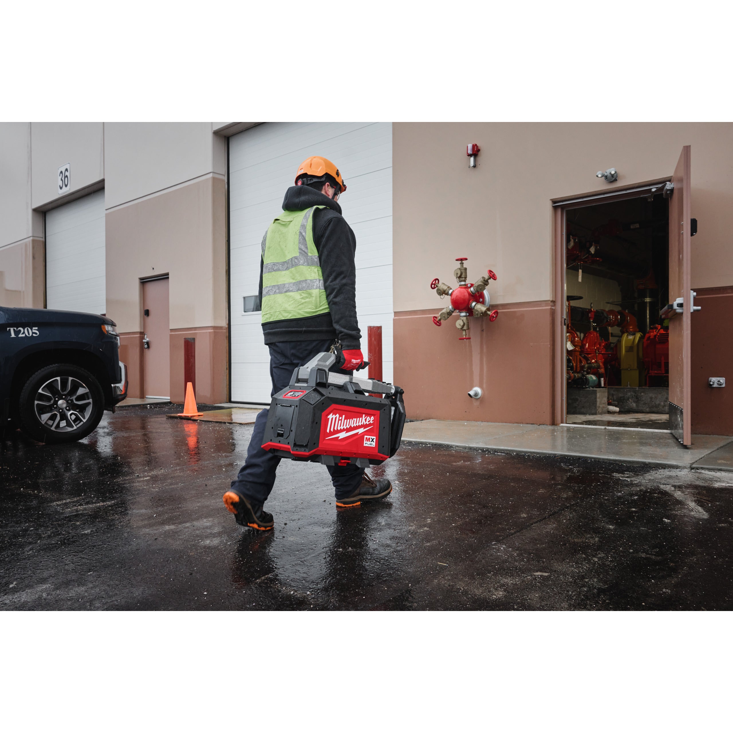 Turn de iluminat compact Milwaukee MXF TLIC-801 MX FUEL™, cod 4933502688