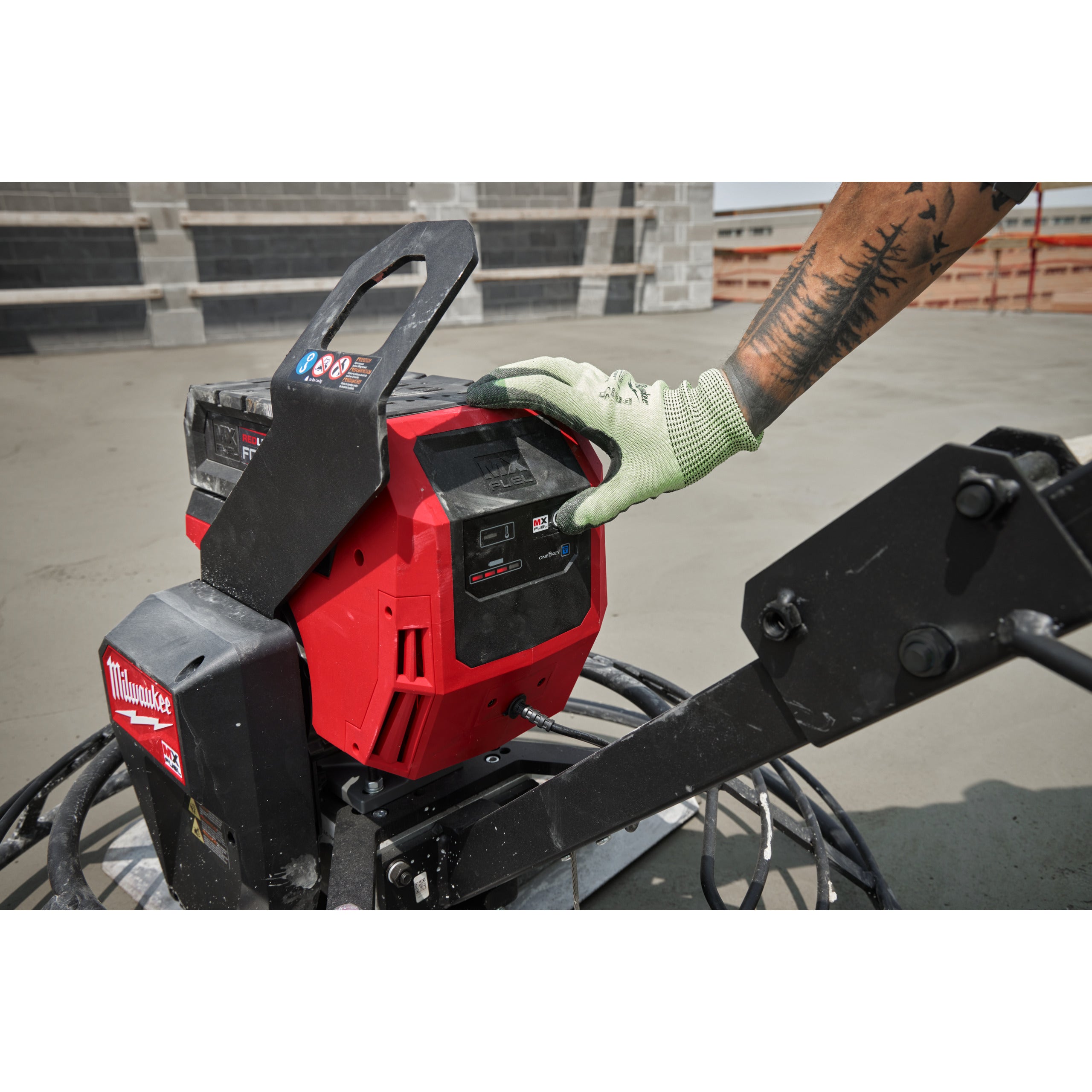 Mașină de finisat beton Milwaukee MXF WBT90-0 900 mm, cod 4933498326