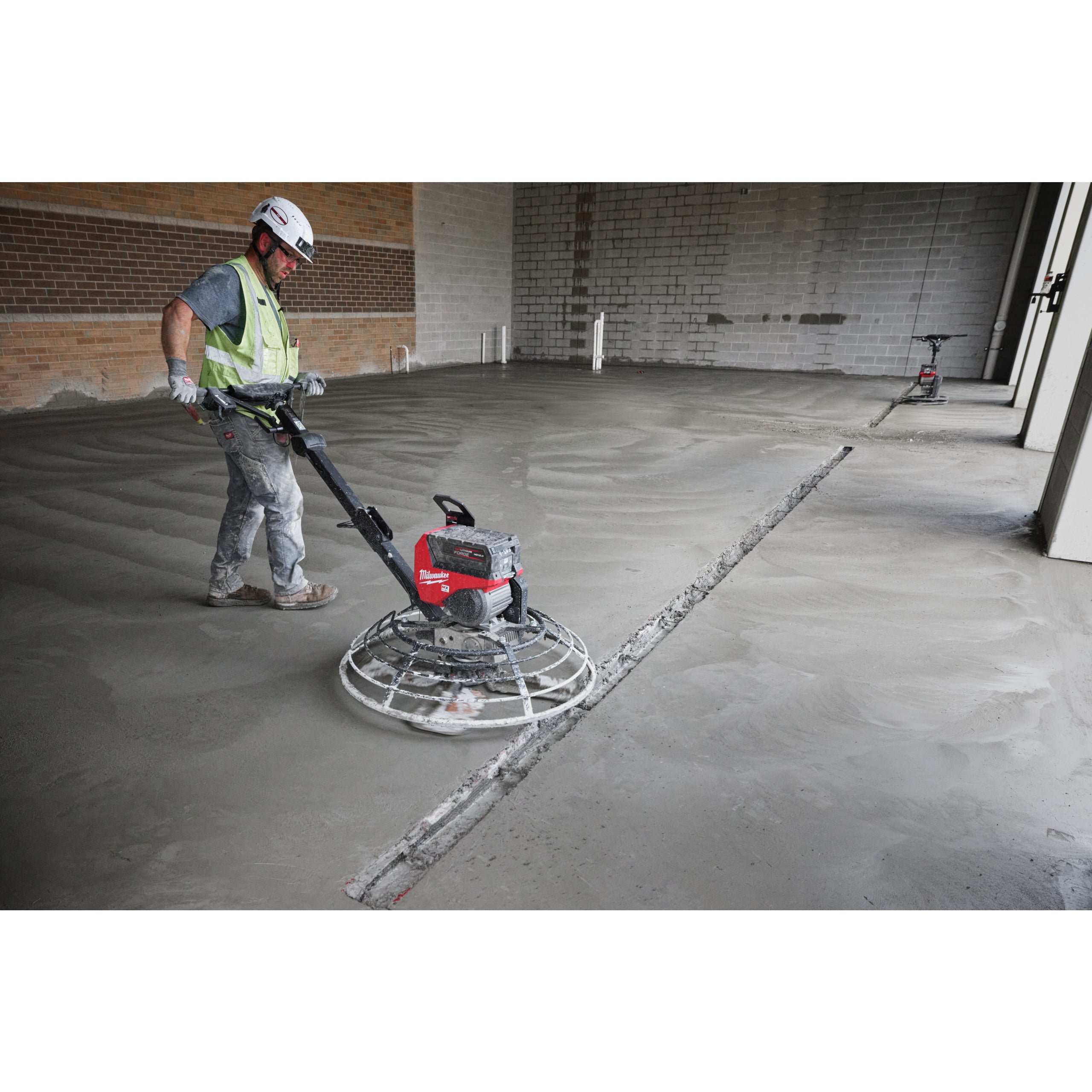 Mașină de finisat beton Milwaukee MXF WBT90-0 900 mm, cod 4933498326