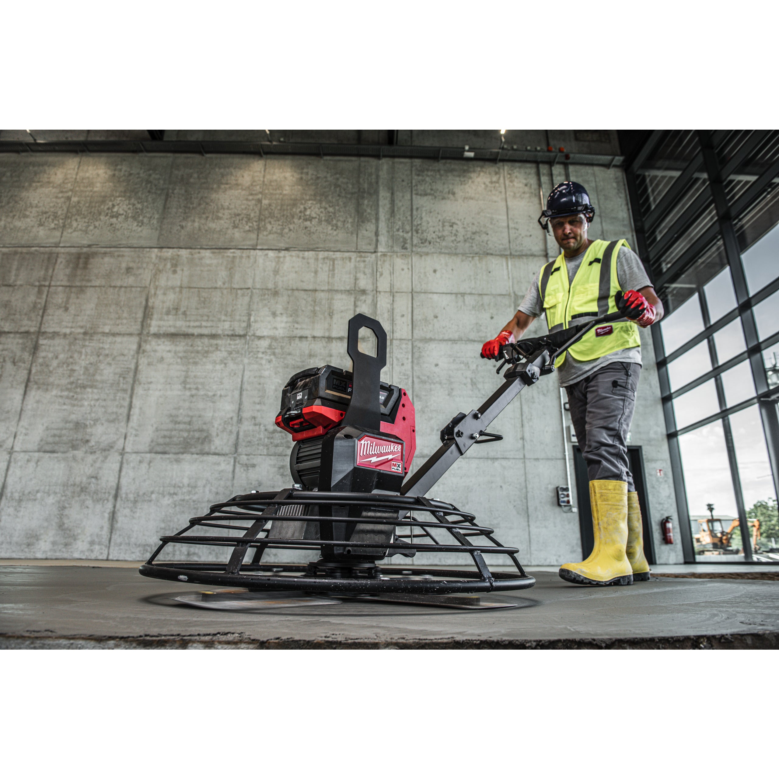 Mașină de finisat beton Milwaukee MXF WBT90-0 900 mm, cod 4933498326