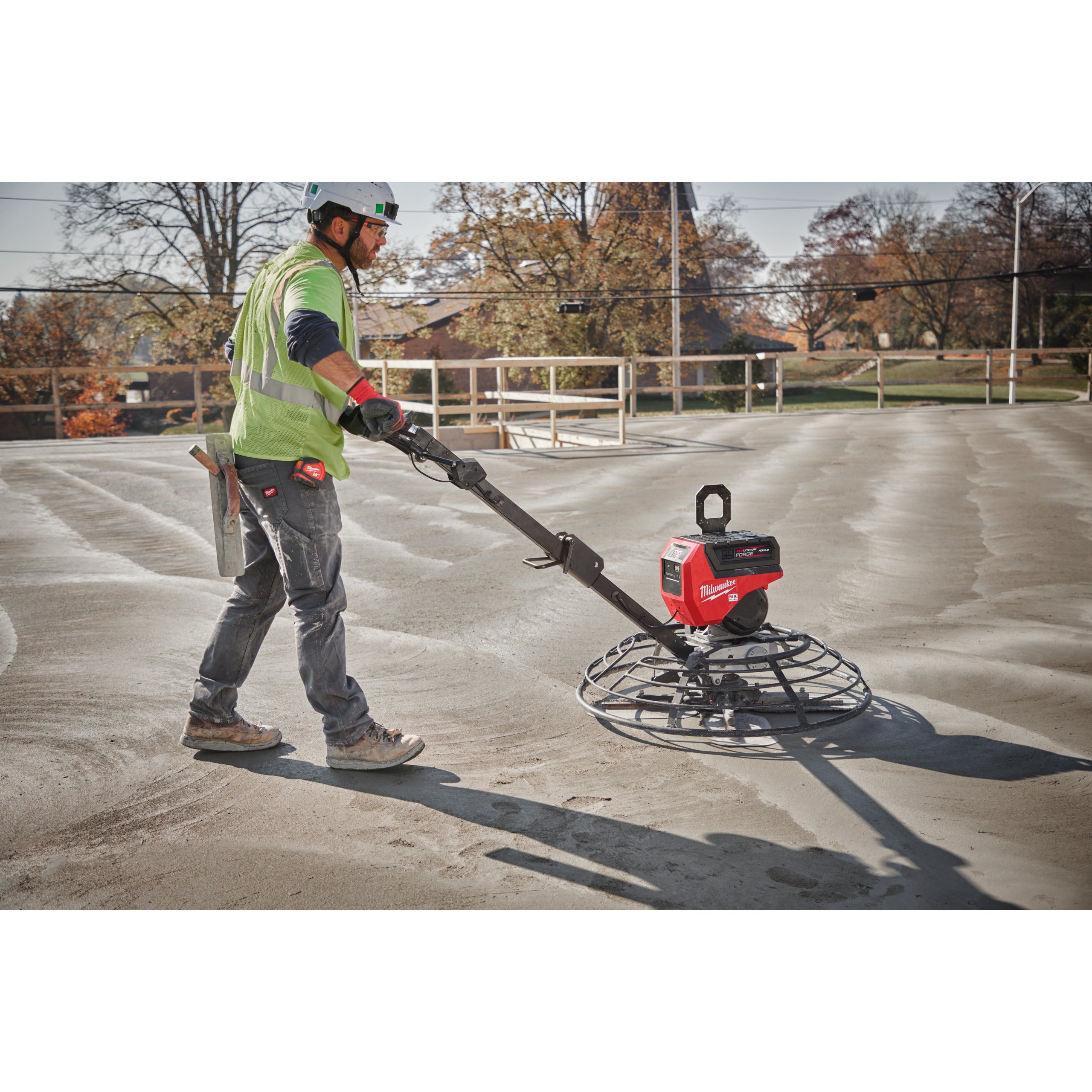 Mașină de finisat beton Milwaukee MXF WBT90-0 900 mm, cod 4933498326