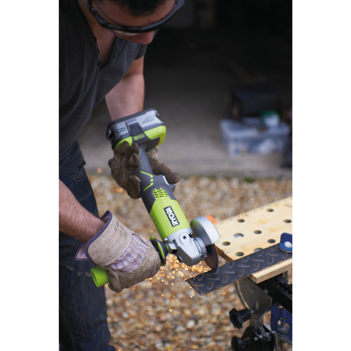 Polizor unghiular 18V ONE+™ Ryobi R18AG-0, cod 5133001903