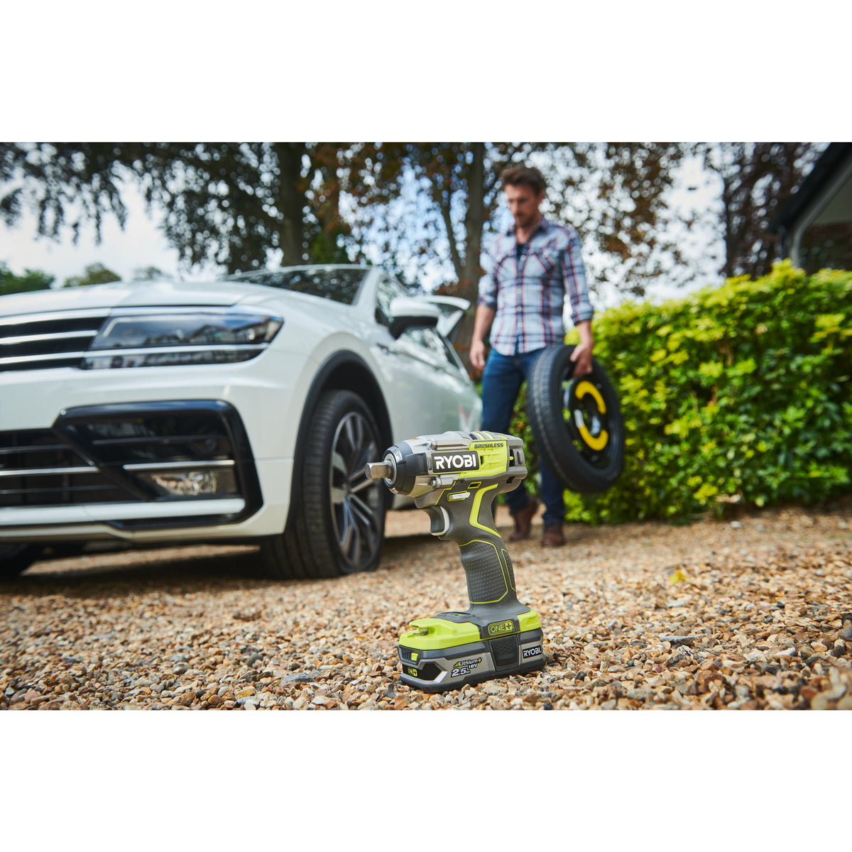 Cheie de impact 18V ONE+™, motor fără perii Ryobi R18IW7-0, cod 5133004220