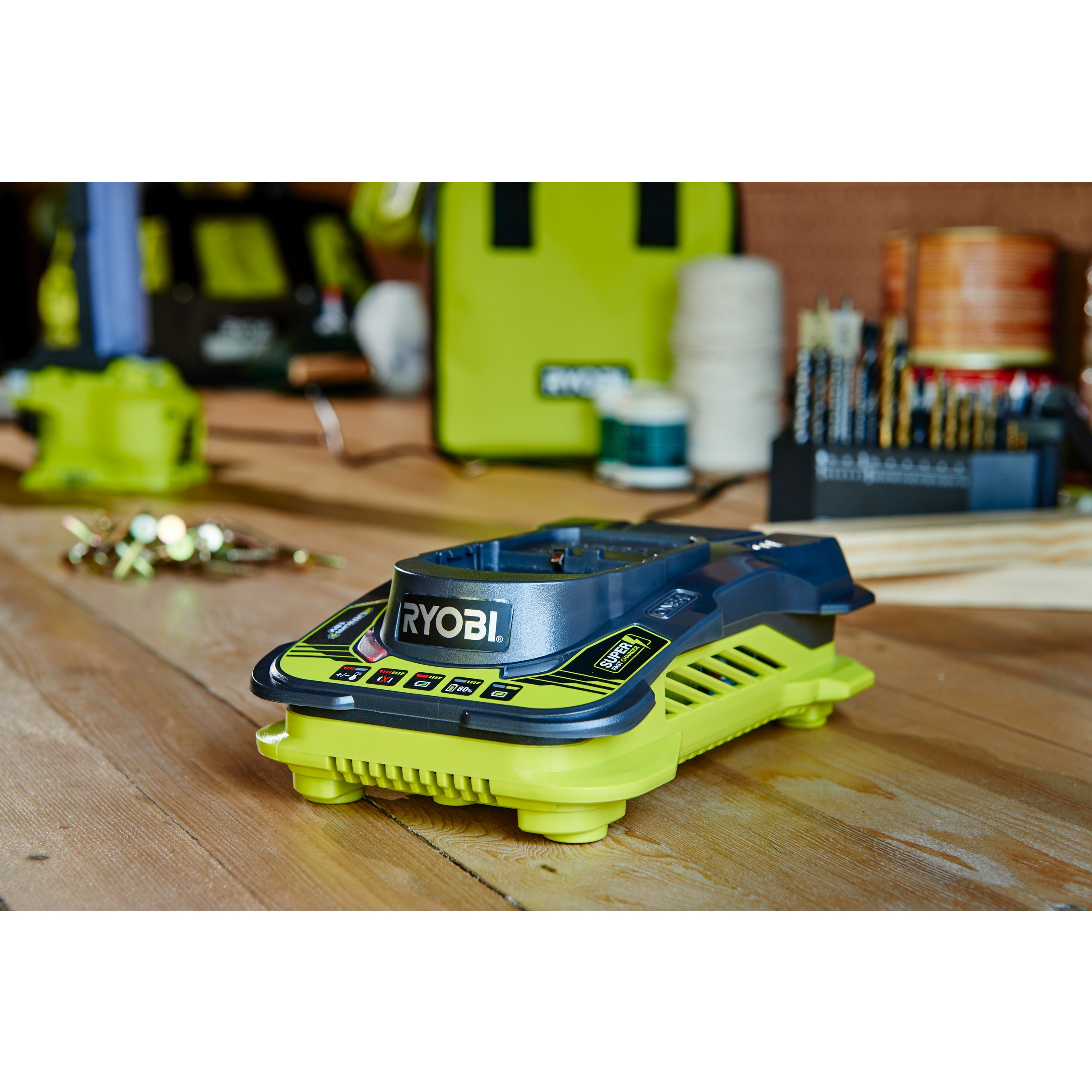 Încărcător rapid 18V ONE+™ Ryobi RC18150, cod 5133002638