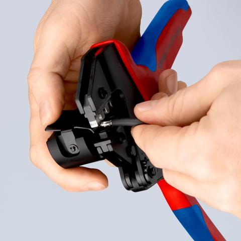 Clește de sertizare Knipex pentru conectori PV MC4® Evo 2, cod 974366EVO