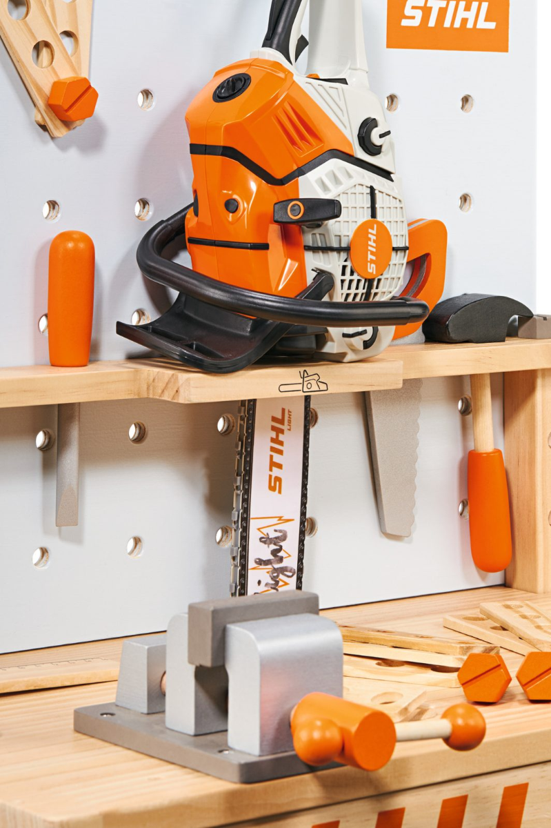 Banc de lucru de jucărie Stihl din lemn, cod 04216000144