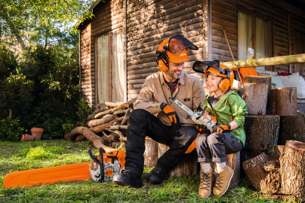 Cască de protecție de jucărie Stihl, cu vizieră funcțională, cod 04204600001