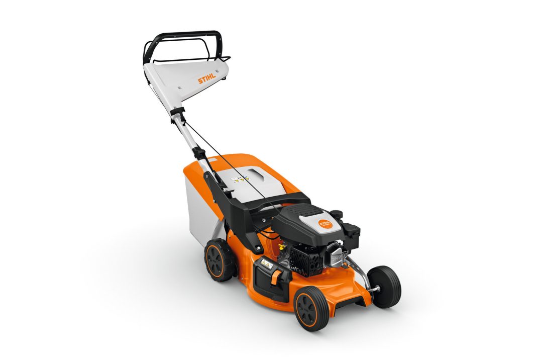 RM 248.3 T Mașină de tuns gazonul Stihl pe benzină, 46CM, cod WB210113410