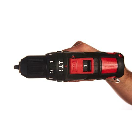 Mașină de găurit cu percuție Milwaukee, 12V, M12BPD-202C, cod 4933441940