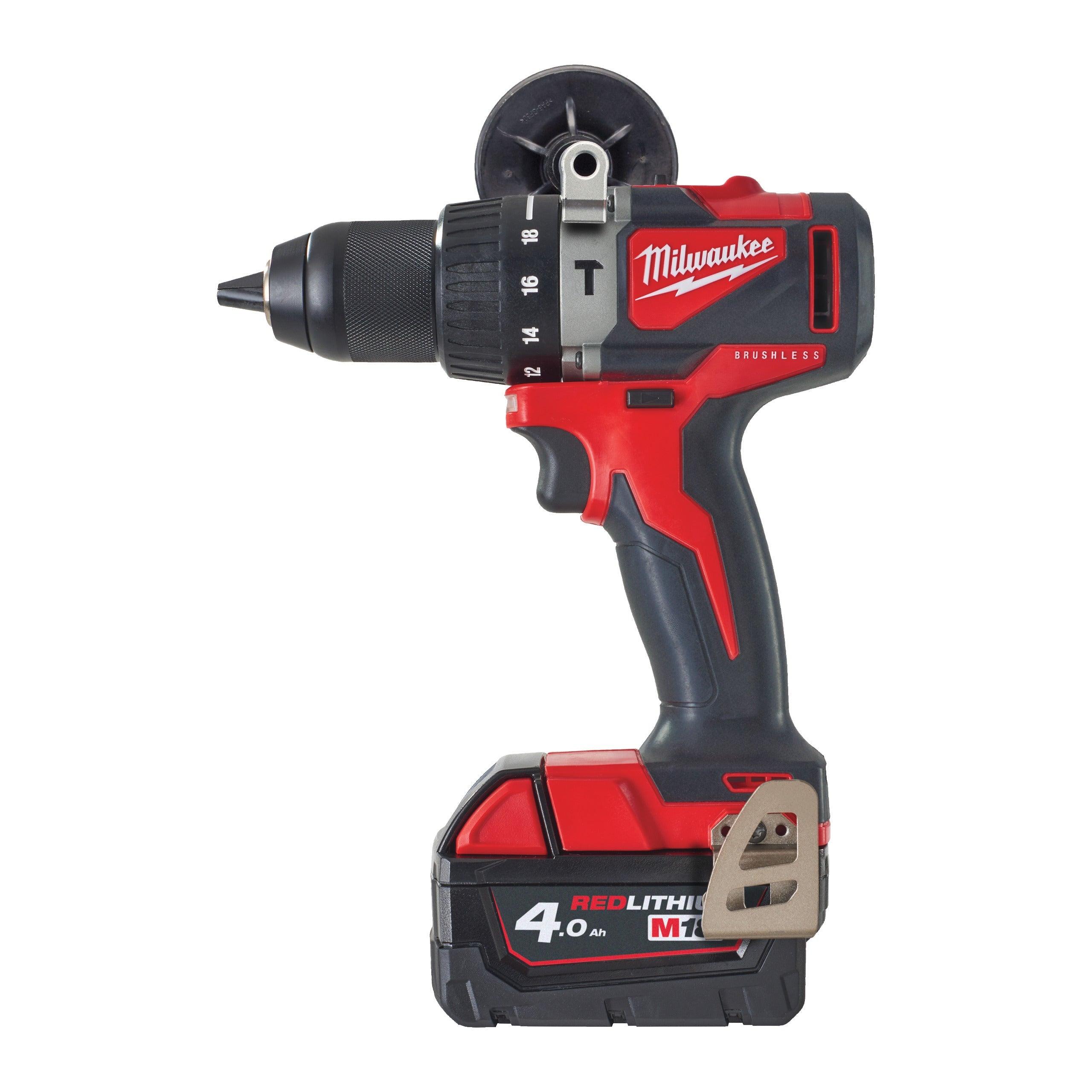 Mașină de găurit cu percuție, cu motor fără perii M18™ Milwaukee M18BLPD2-402X, cod 4933464560, 2 x M18 B4 acumulator, M12-18 FC încărcător, cutie HD - BIG STORE (Dynamic Tools SRL)