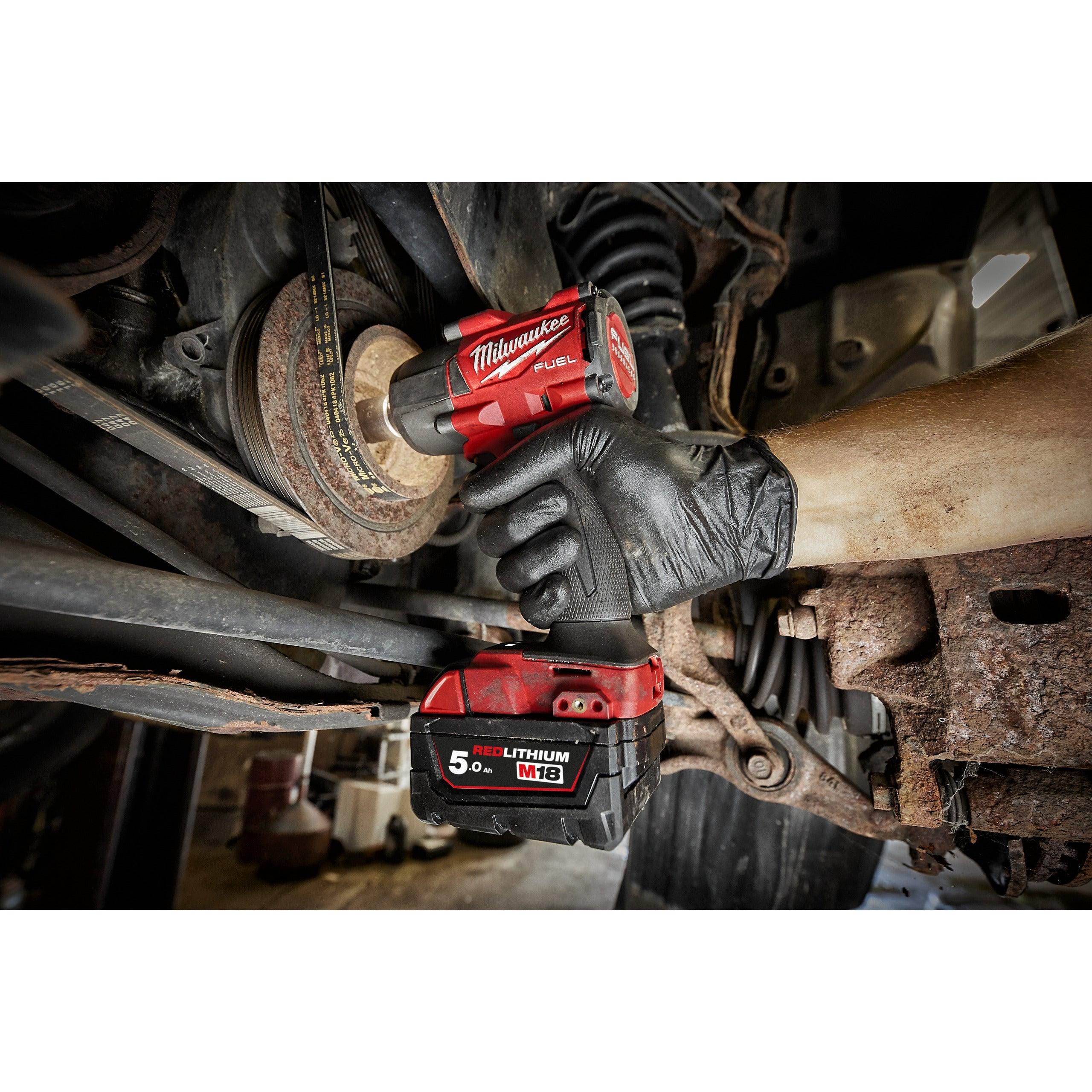 Cheie de impact Milwaukee 3/8″ 745Nm 18V M18FMTIW2F38-0X, M18 FUEL™, cuplu mediu și inel de fixare, cod 4933479153, fără acumulator, fără încărcător, cutie HD - BIG STORE (Dynamic Tools SRL)