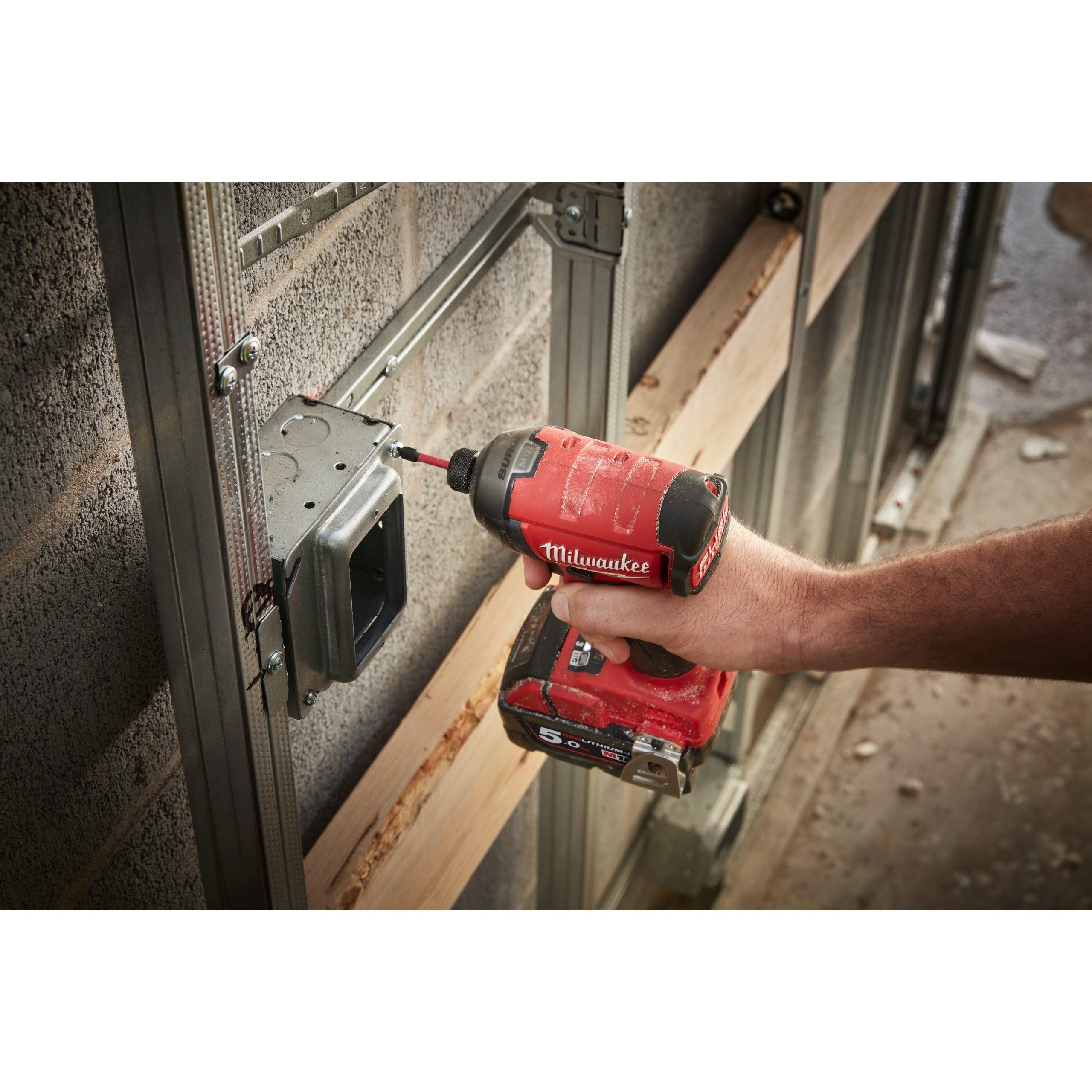 Mașină de înșurubat cu impact Milwaukee 1/4″ 50Nm 18V Hex M18FQID-0X,