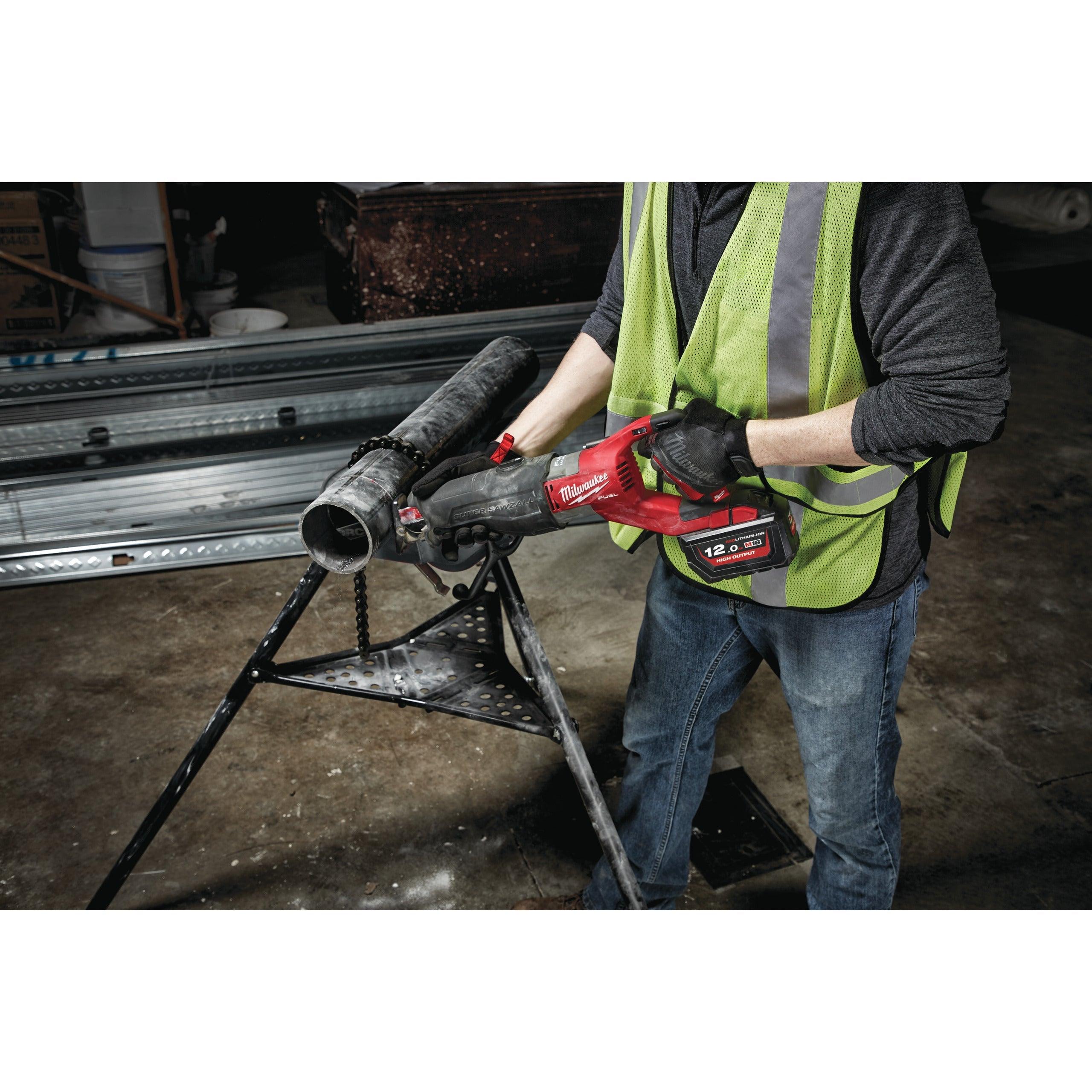Fierăstrău sabie Super SAWZALL™ M18 FUEL™ Milwaukee M18FSX-121C, cod 4