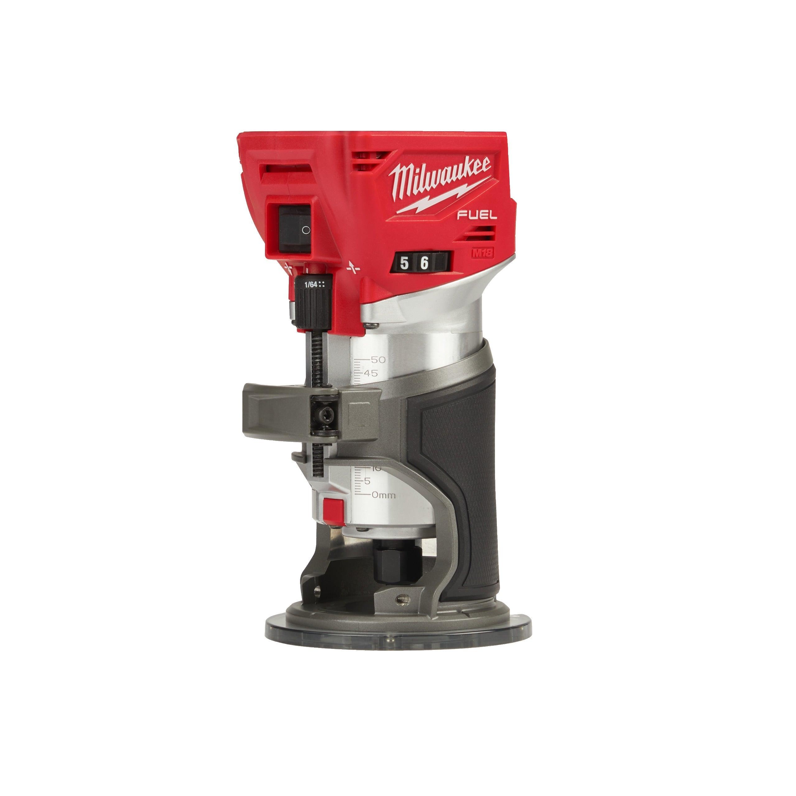 Freză de contur cu bucșă de 8 mm și 6 mm M18 FUEL™ Milwaukee M18FTR8-0